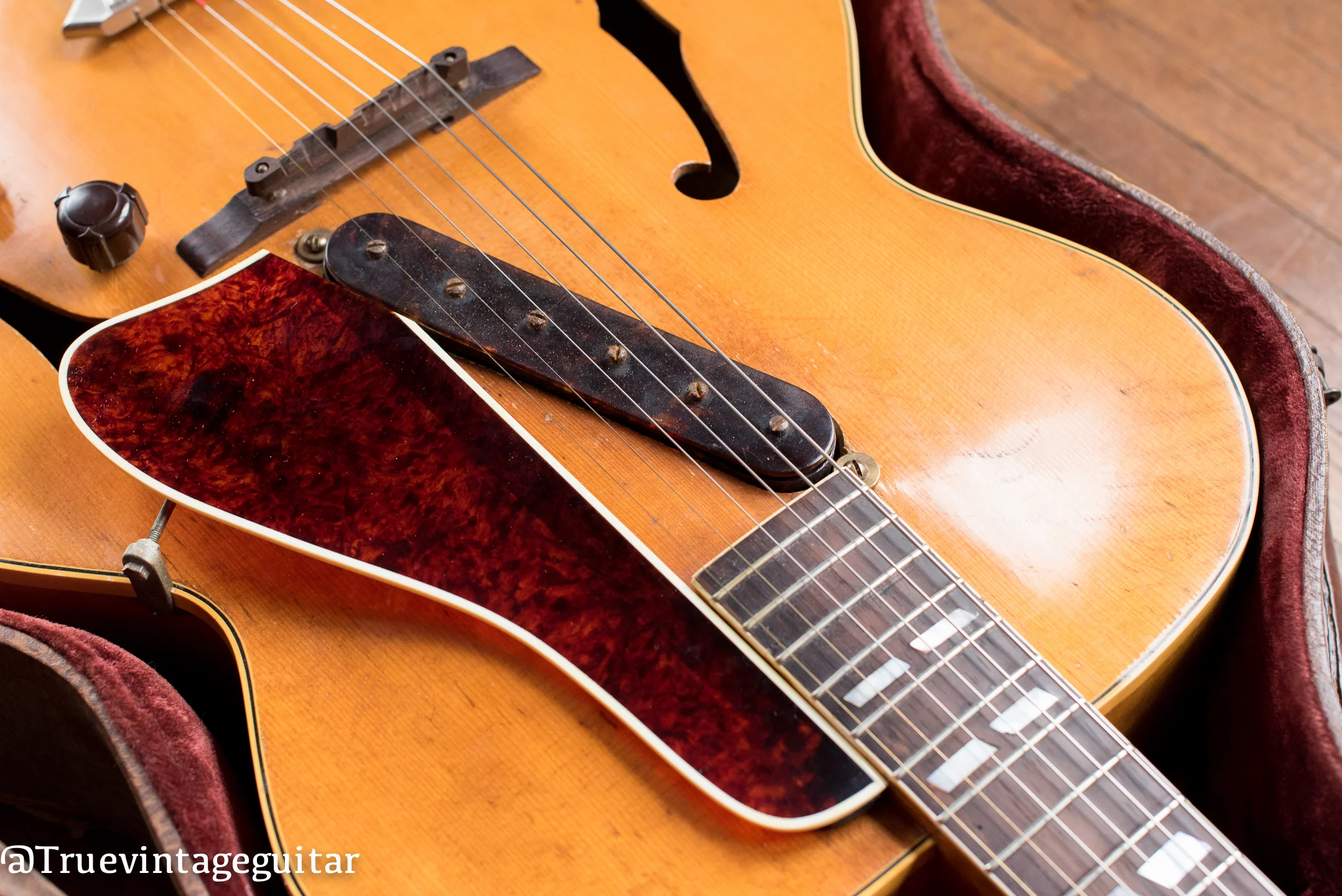 1941 Gibson ES-300 - Image 18