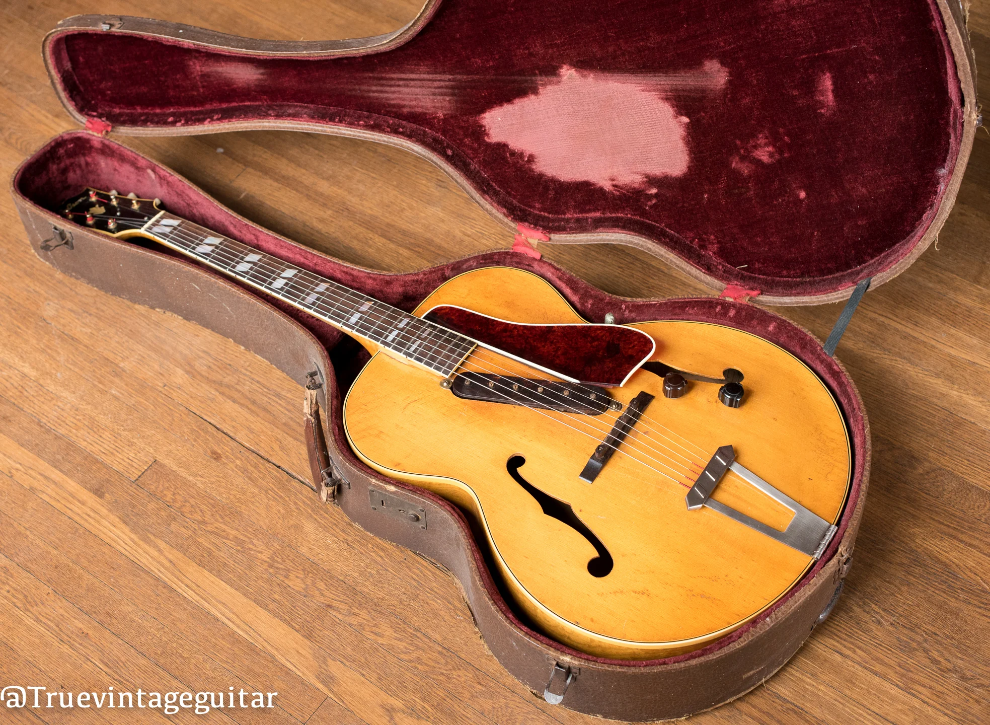 1941 Gibson ES-300 - Image 20
