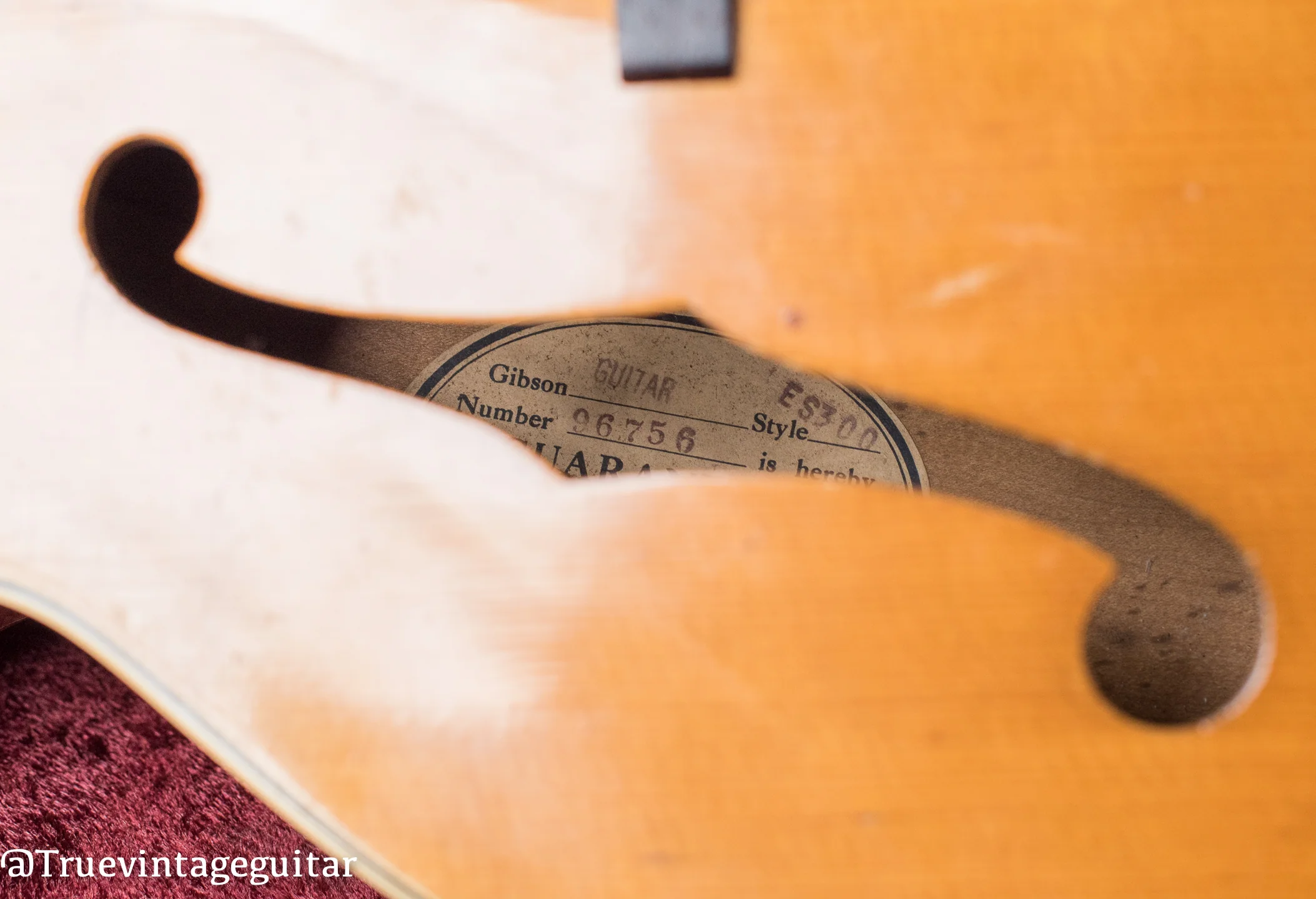 1941 Gibson ES-300 - Image 24