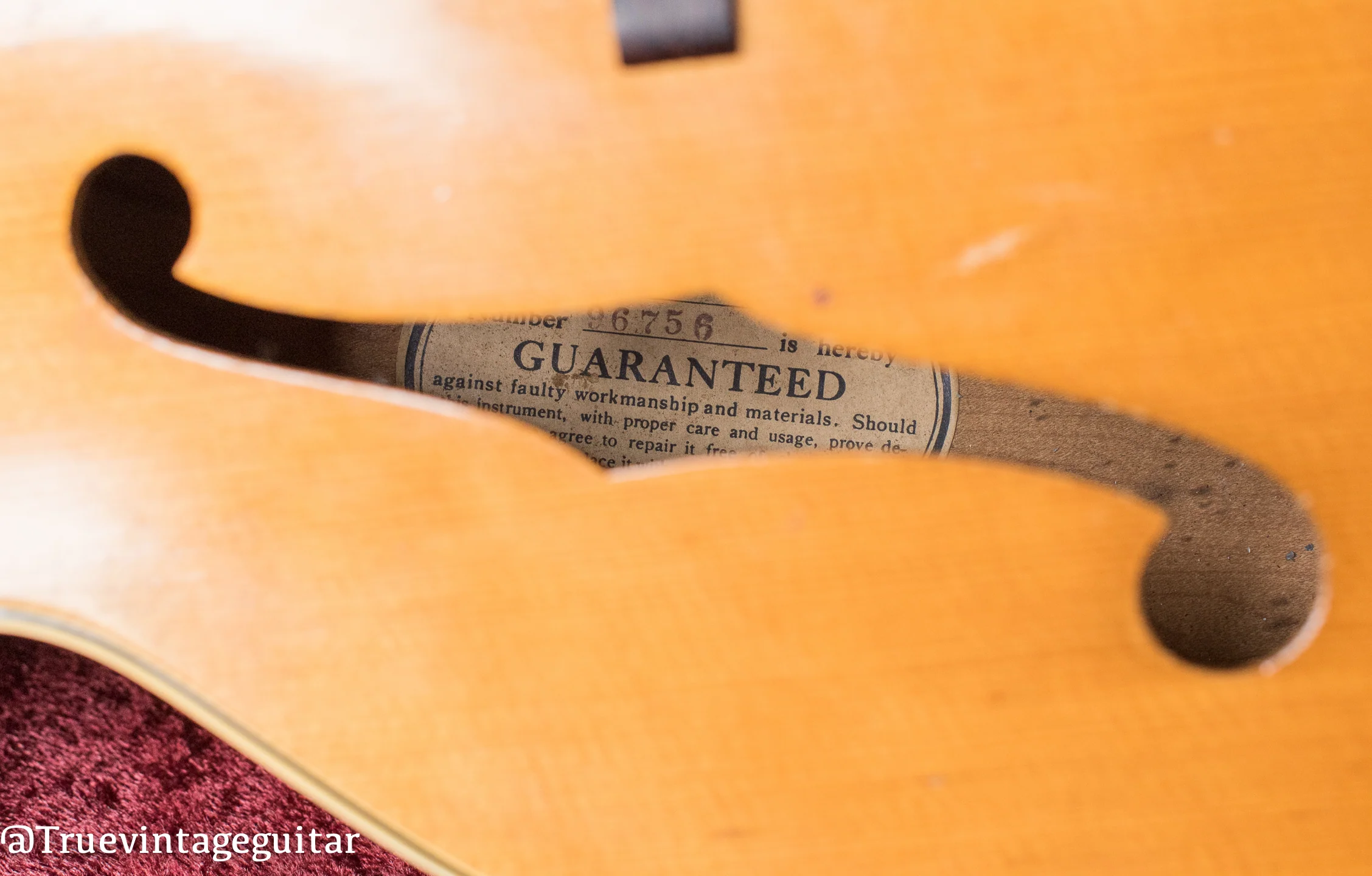 1941 Gibson ES-300 - Image 25