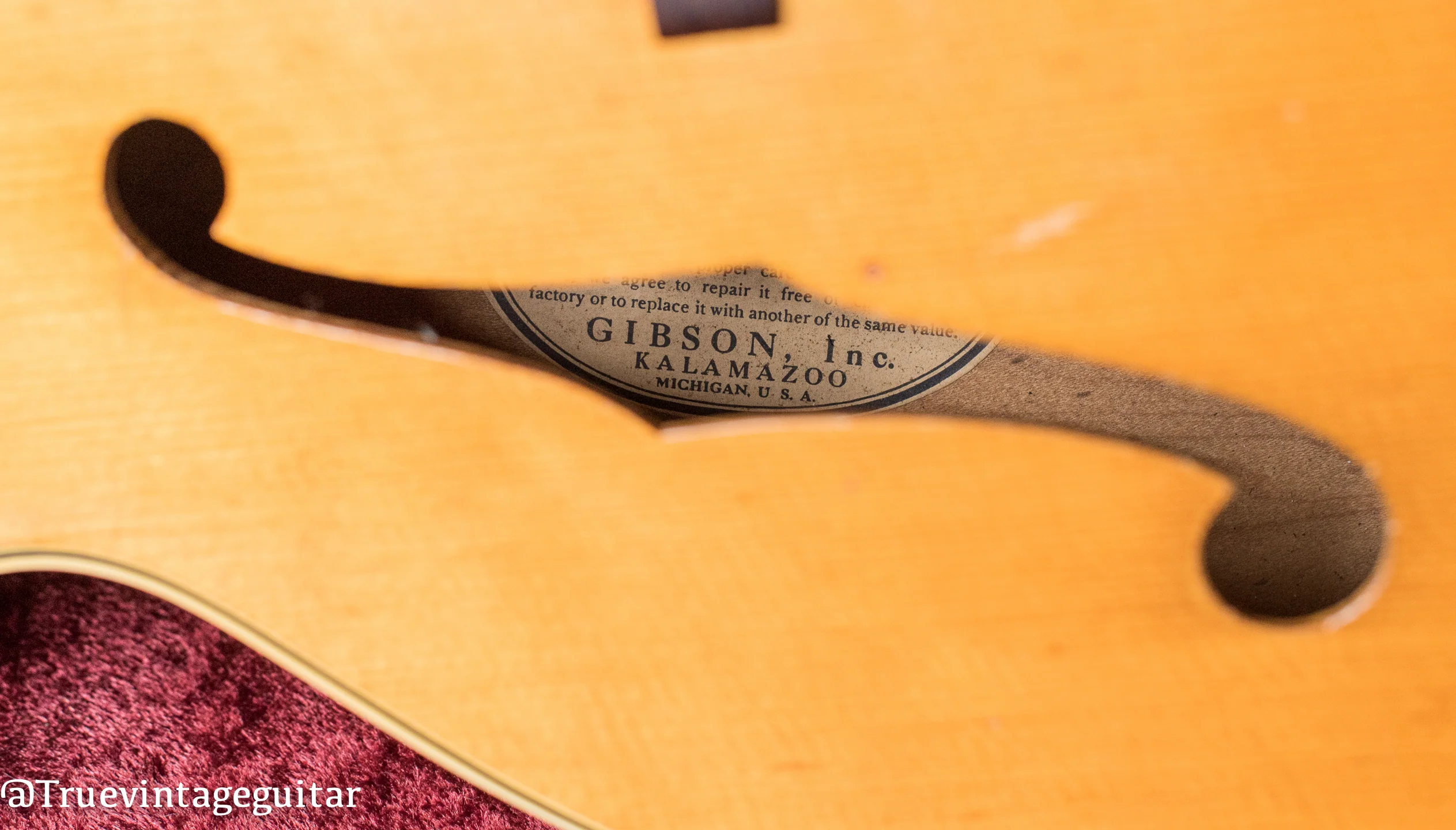 1941 Gibson ES-300 - Image 26