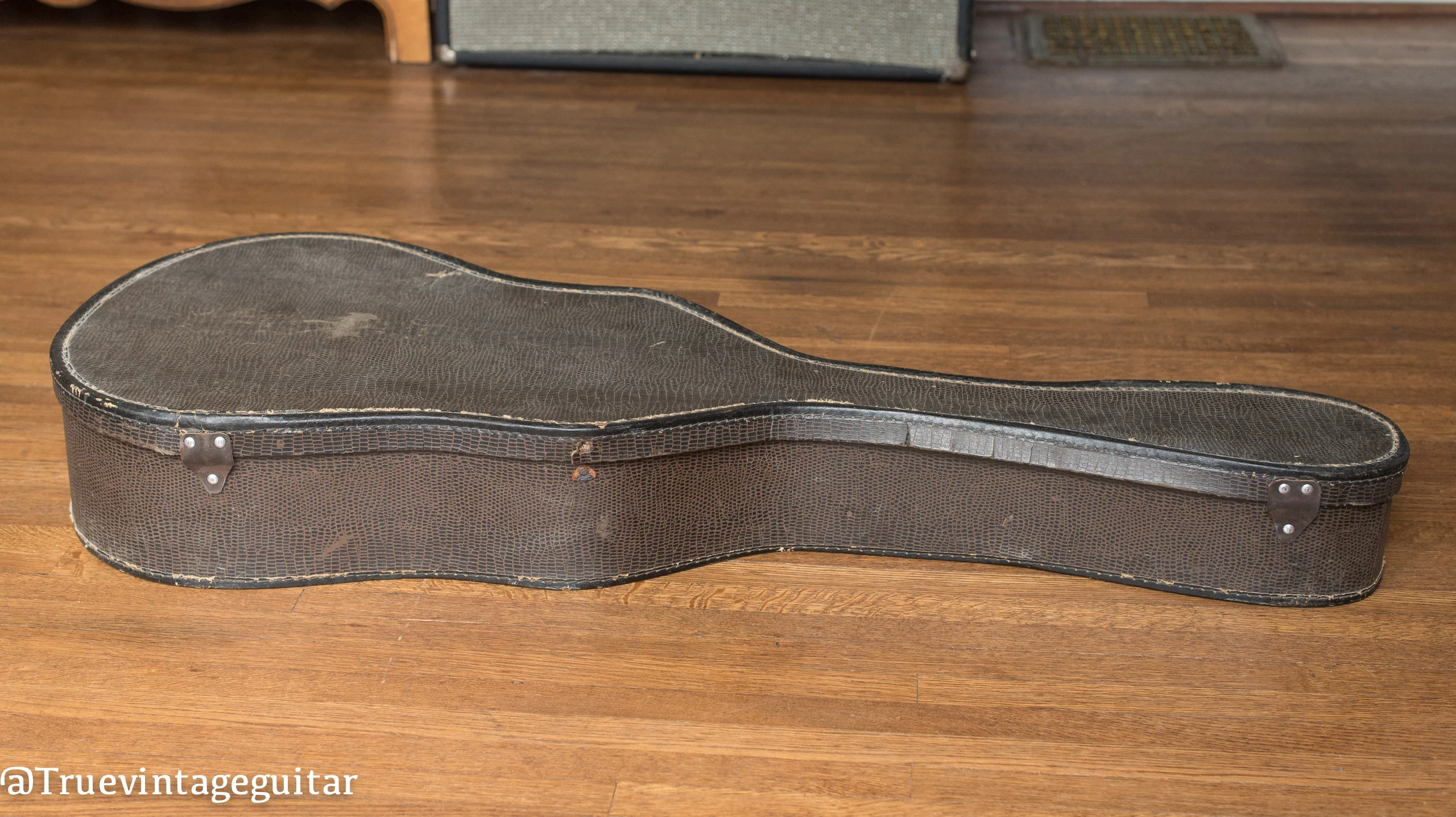 1943 Gibson L-00 Maple Rims - Image 32