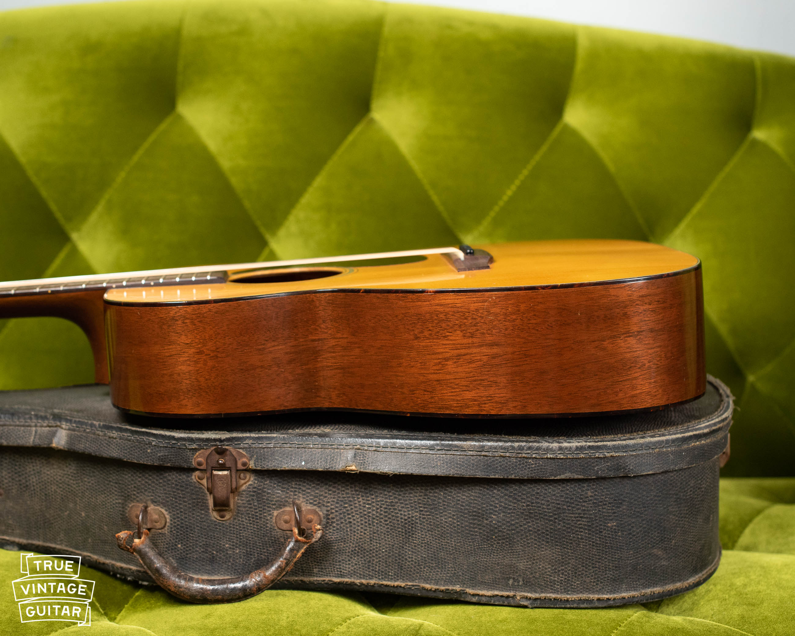 1943 Martin 00-18 guitar with case - Image 31