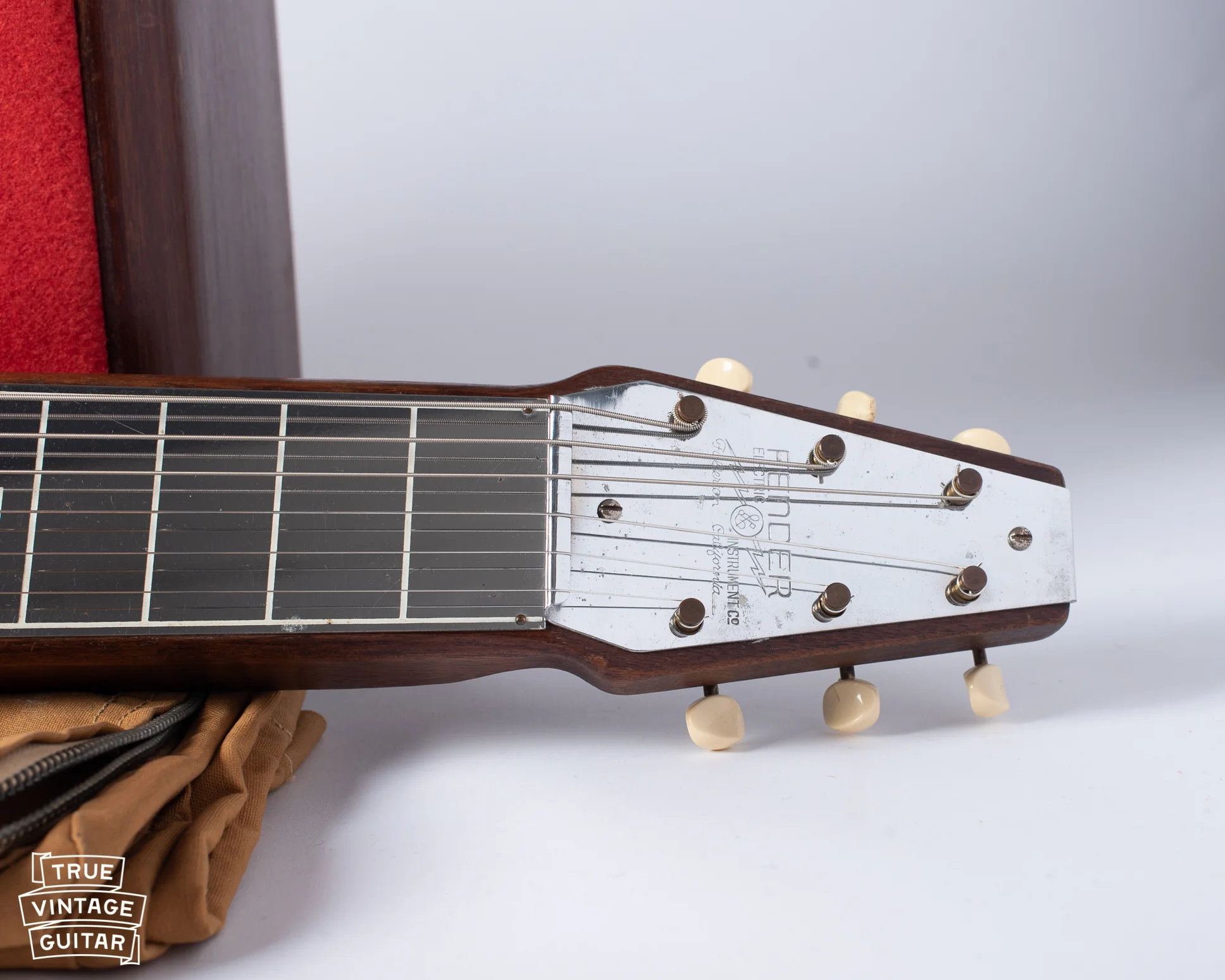 Fender Model 26 Woody Amp & Organ Button Guitar 1946 - Image 4