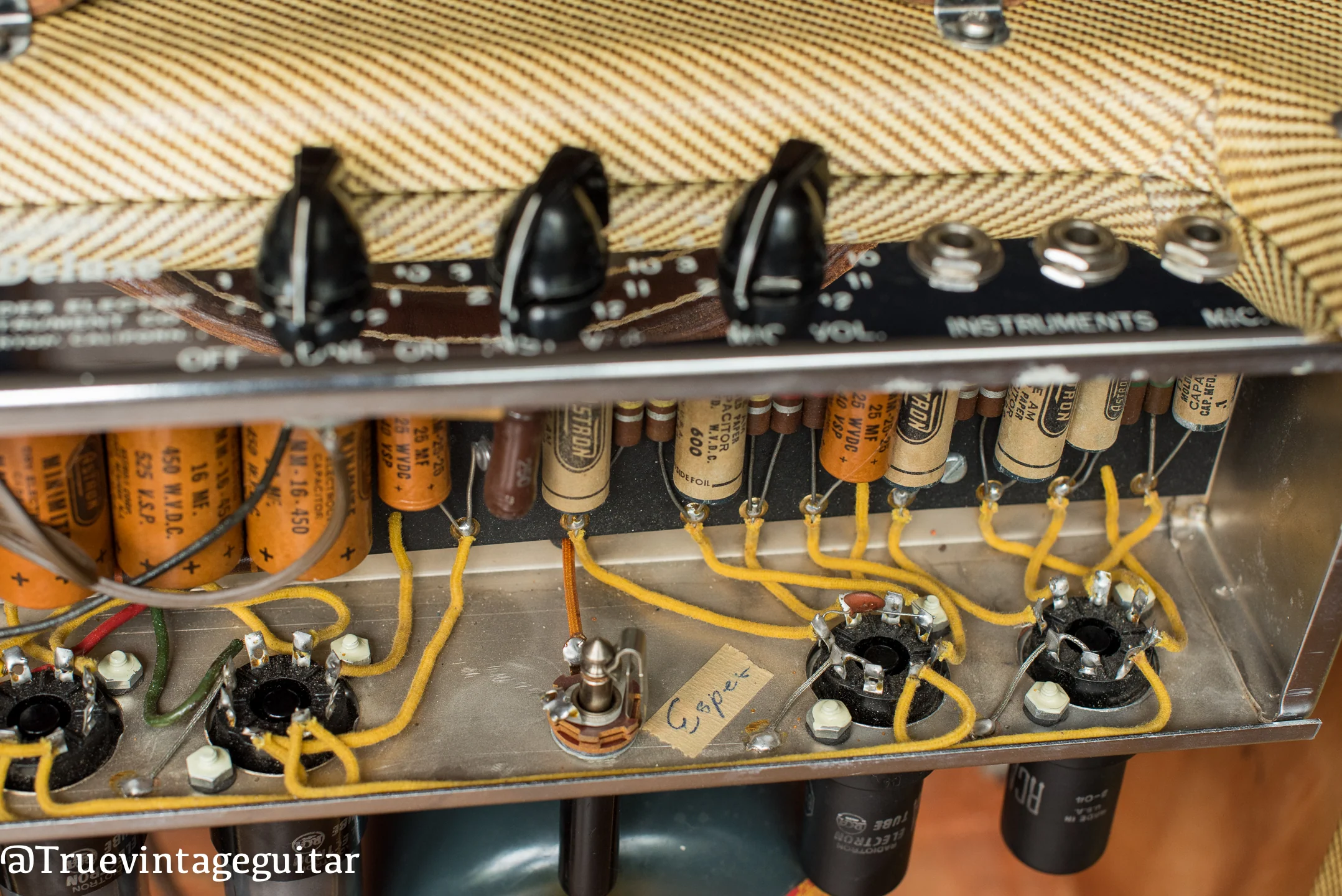 1953 Fender Deluxe 5B3 - Image 10