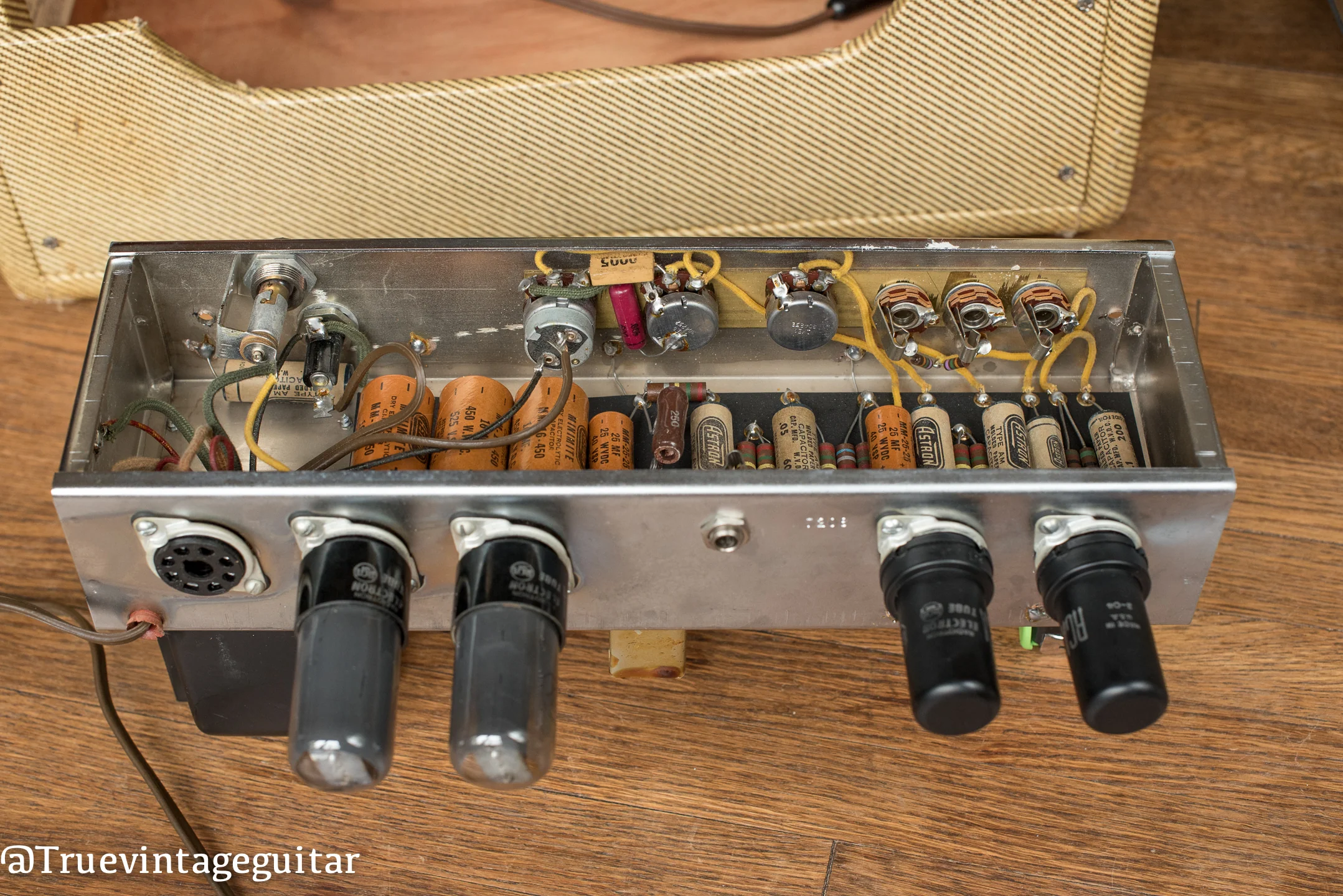 1953 Fender Deluxe 5B3 - Image 13