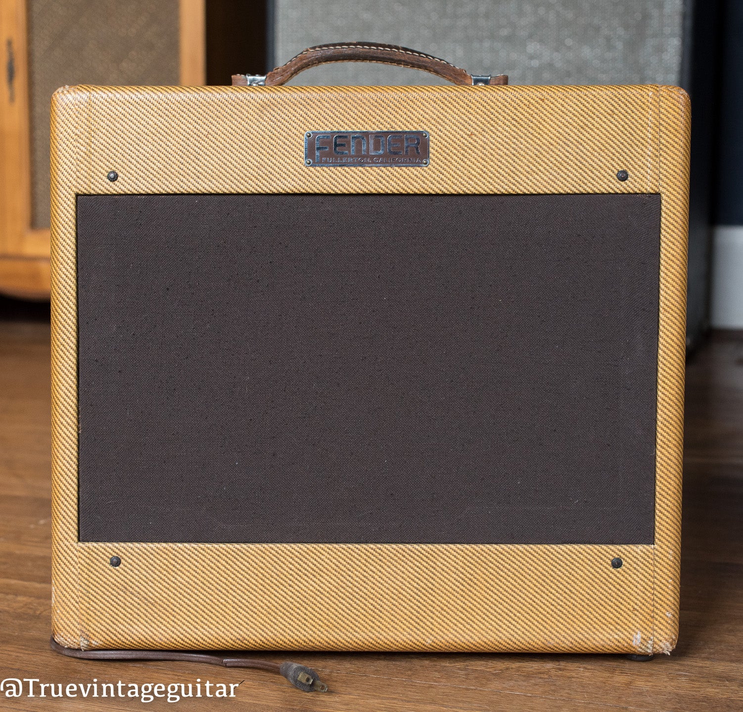 Vintage 1953 Fender Deluxe 5B3 guitar amplifier with cover - Image 6