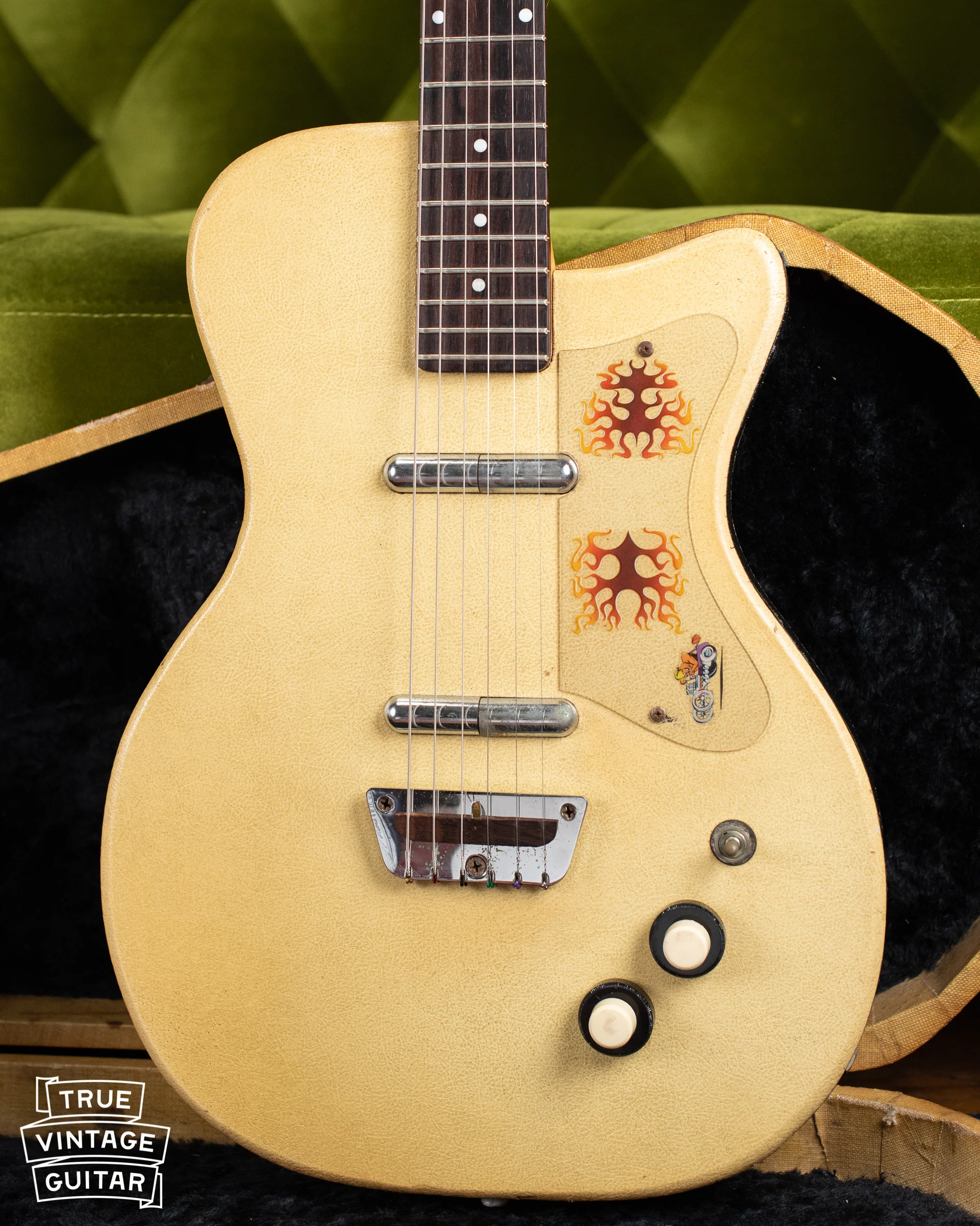 1956 Danelectro U-2 Grained Ivory Leatherette with case - Image 5