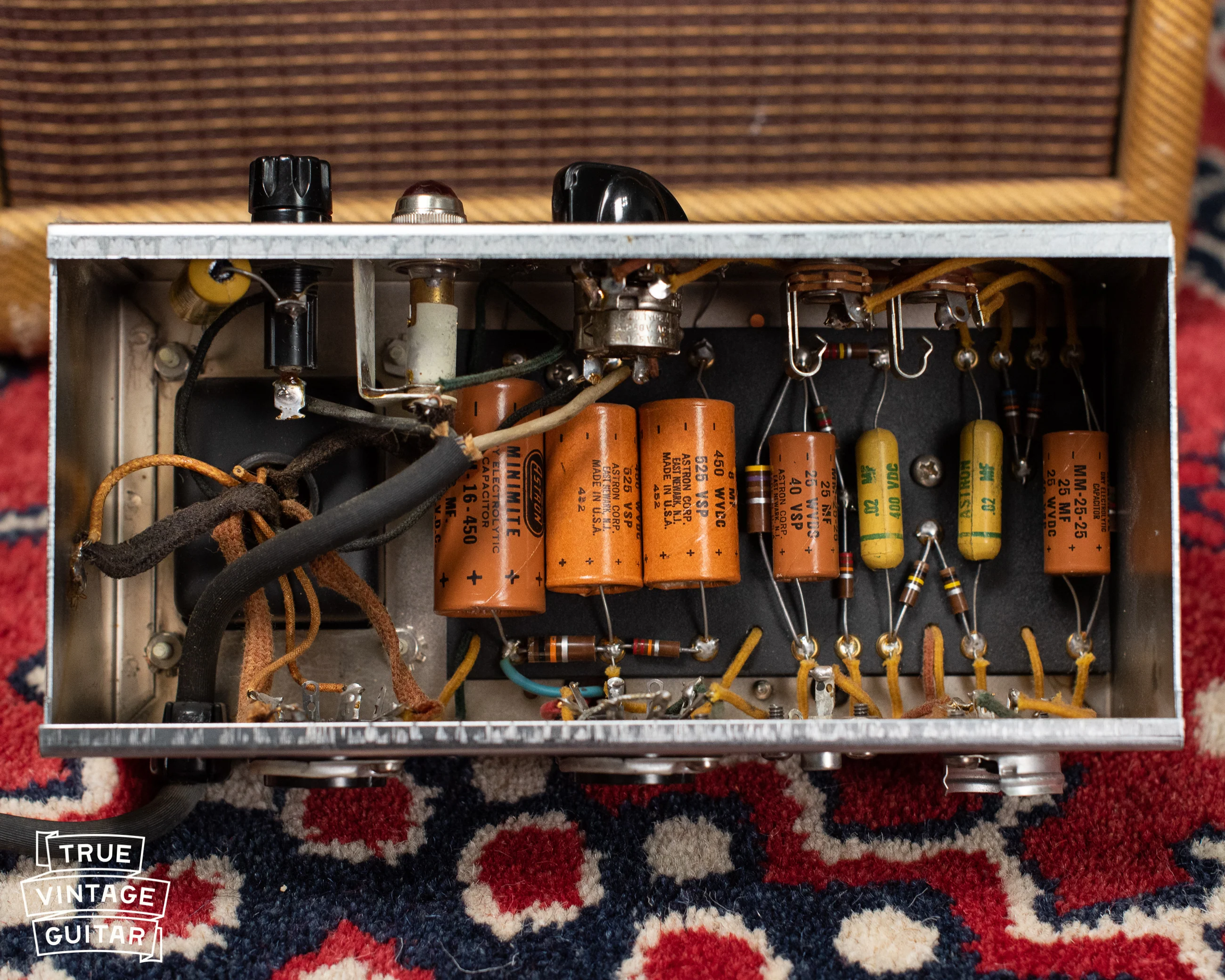 1957 Fender Champ Amp 5F1 - Image 18