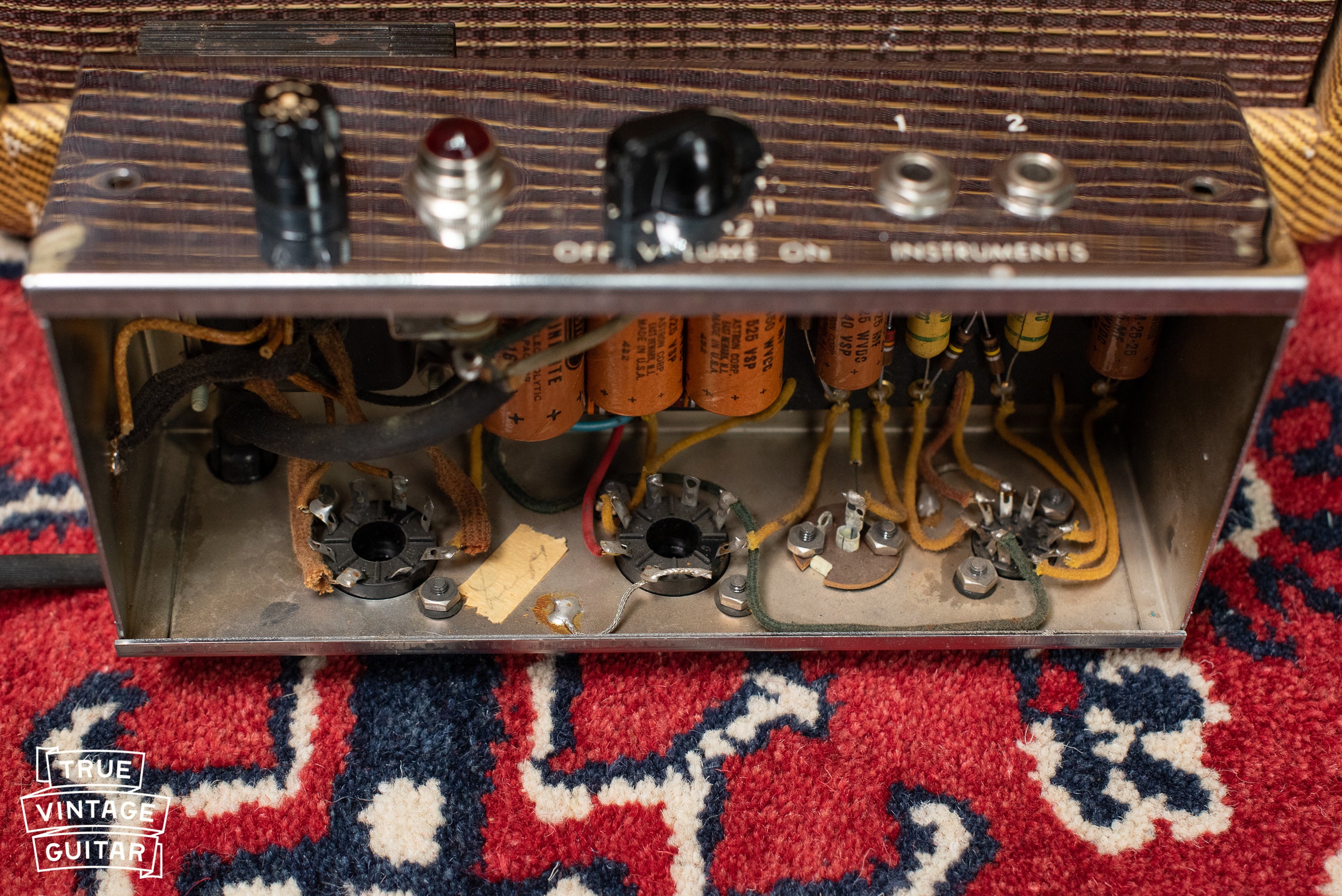 1957 Fender Champ Amp 5F1 - Image 19