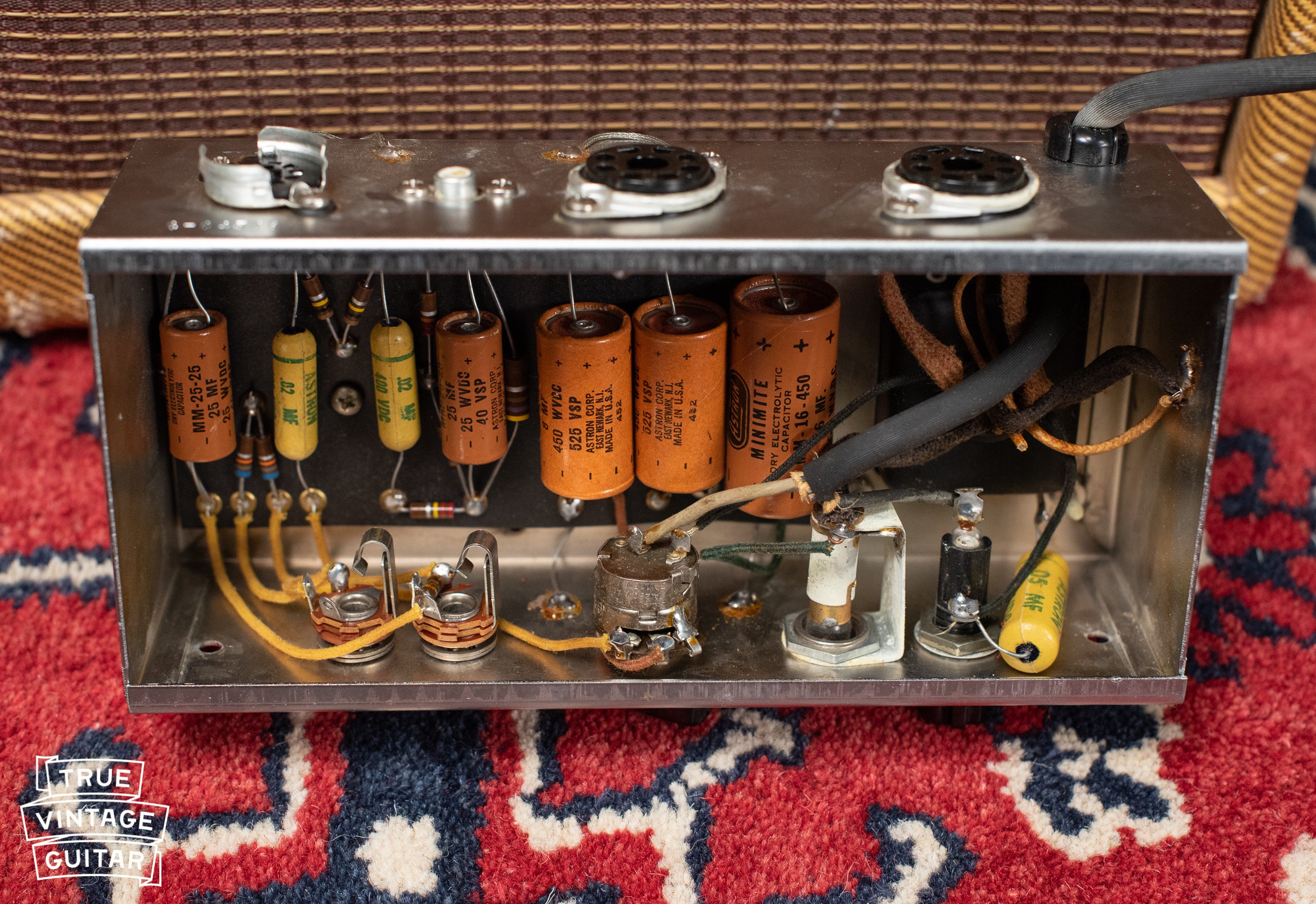 1957 Fender Champ Amp 5F1 - Image 20