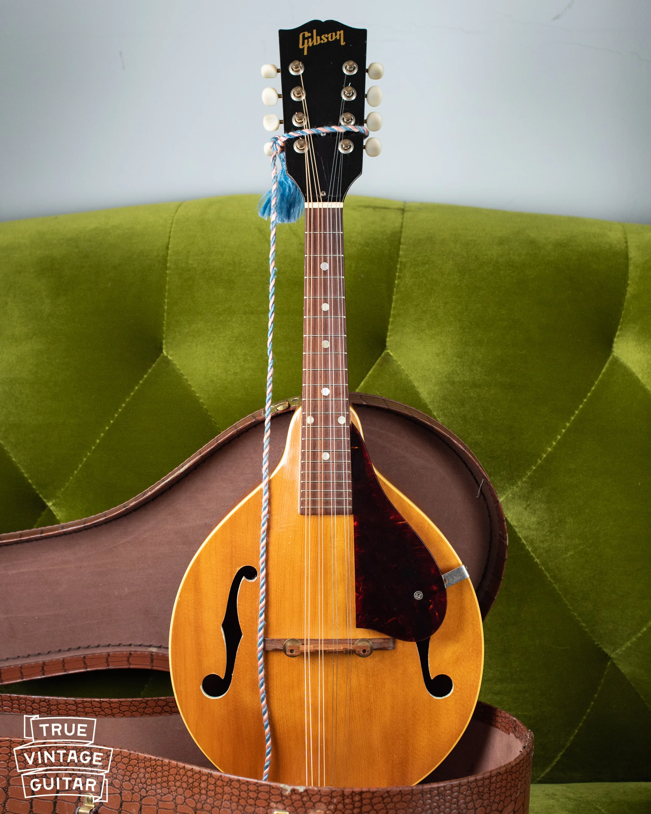 1957 Gibson A-40N Mandolin