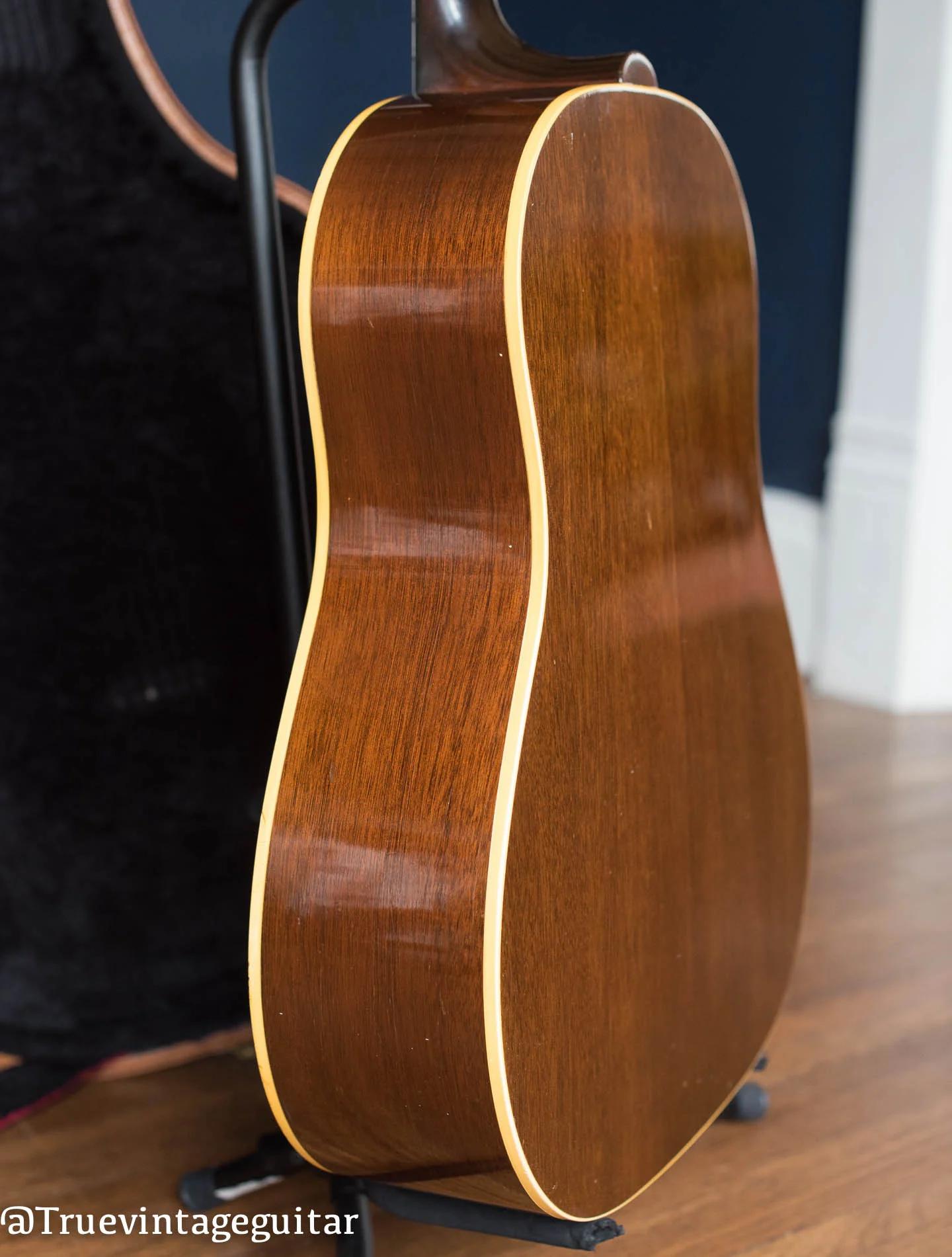 1957 Gibson J-45 - Image 12