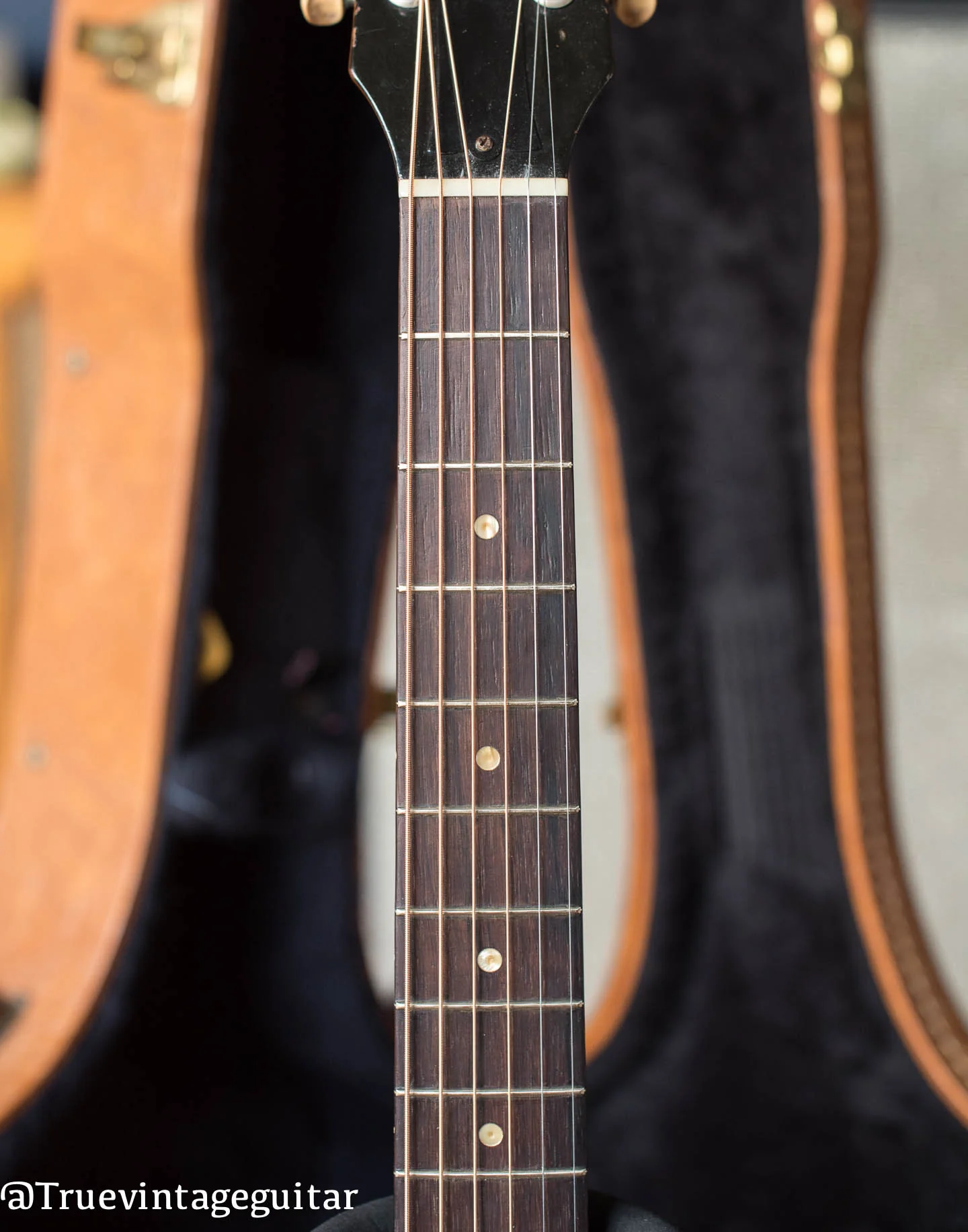 1957 Gibson J-45 - Image 6