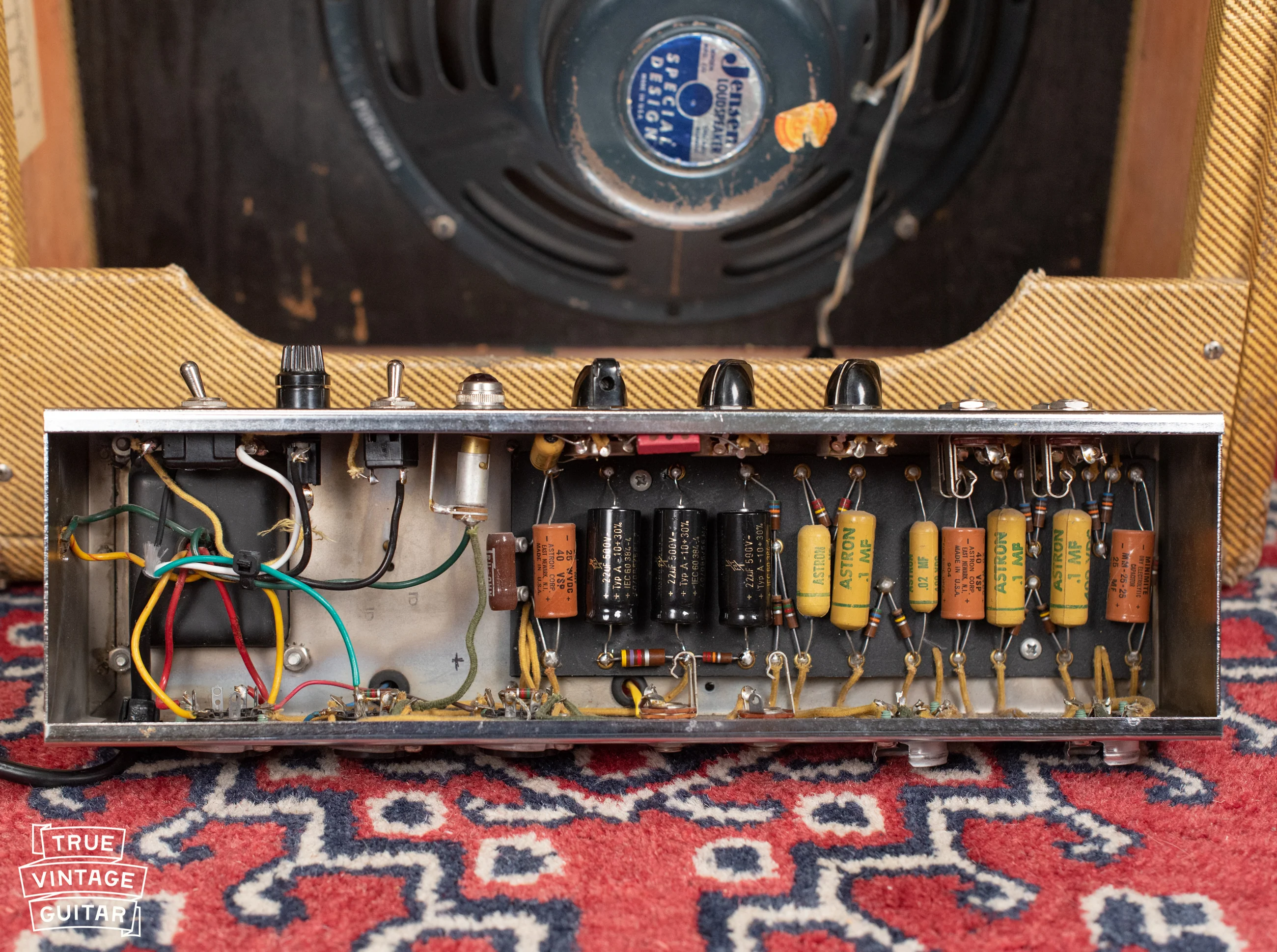 1959 Fender Deluxe Amp - Image 14