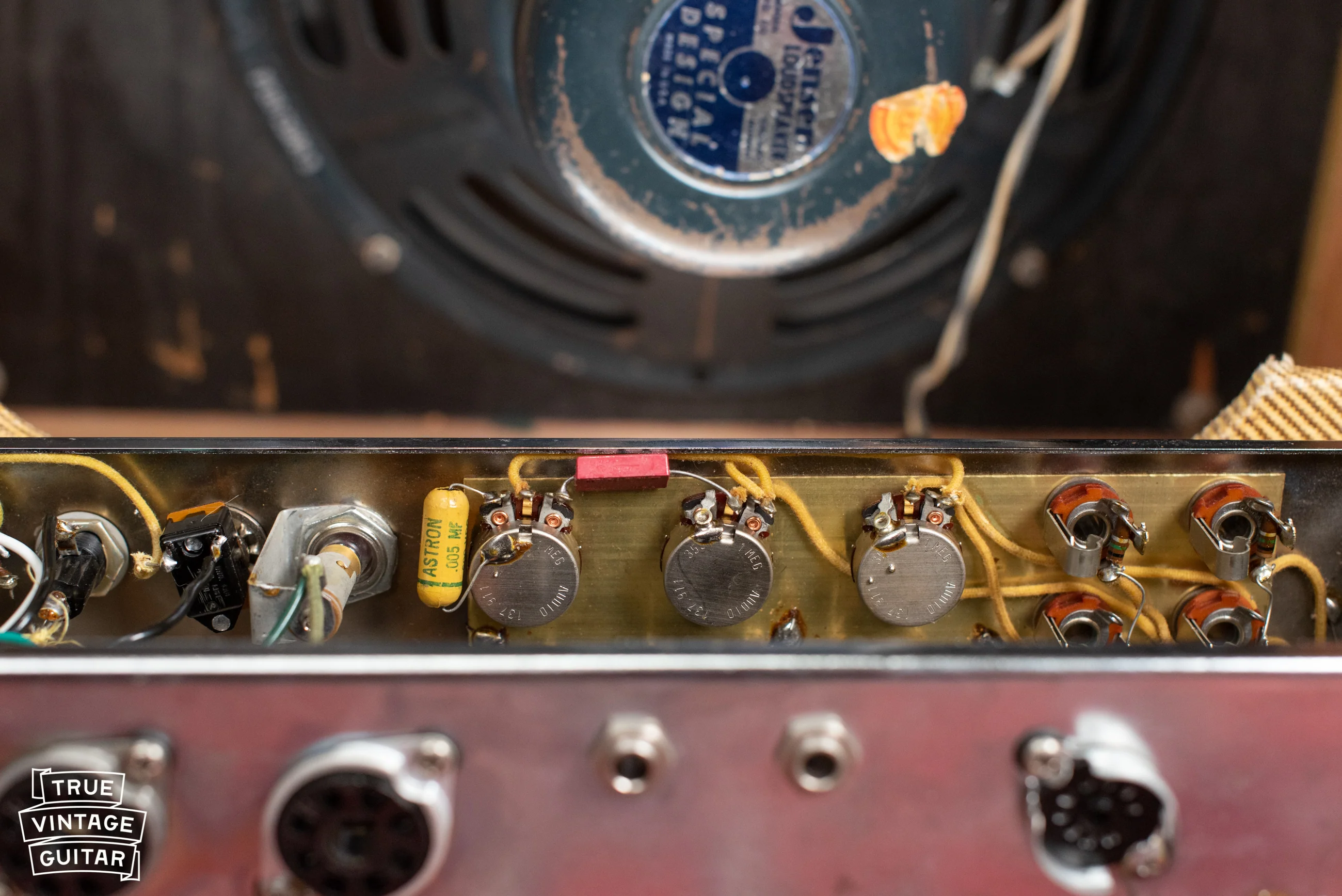 1959 Fender Deluxe Amp - Image 16