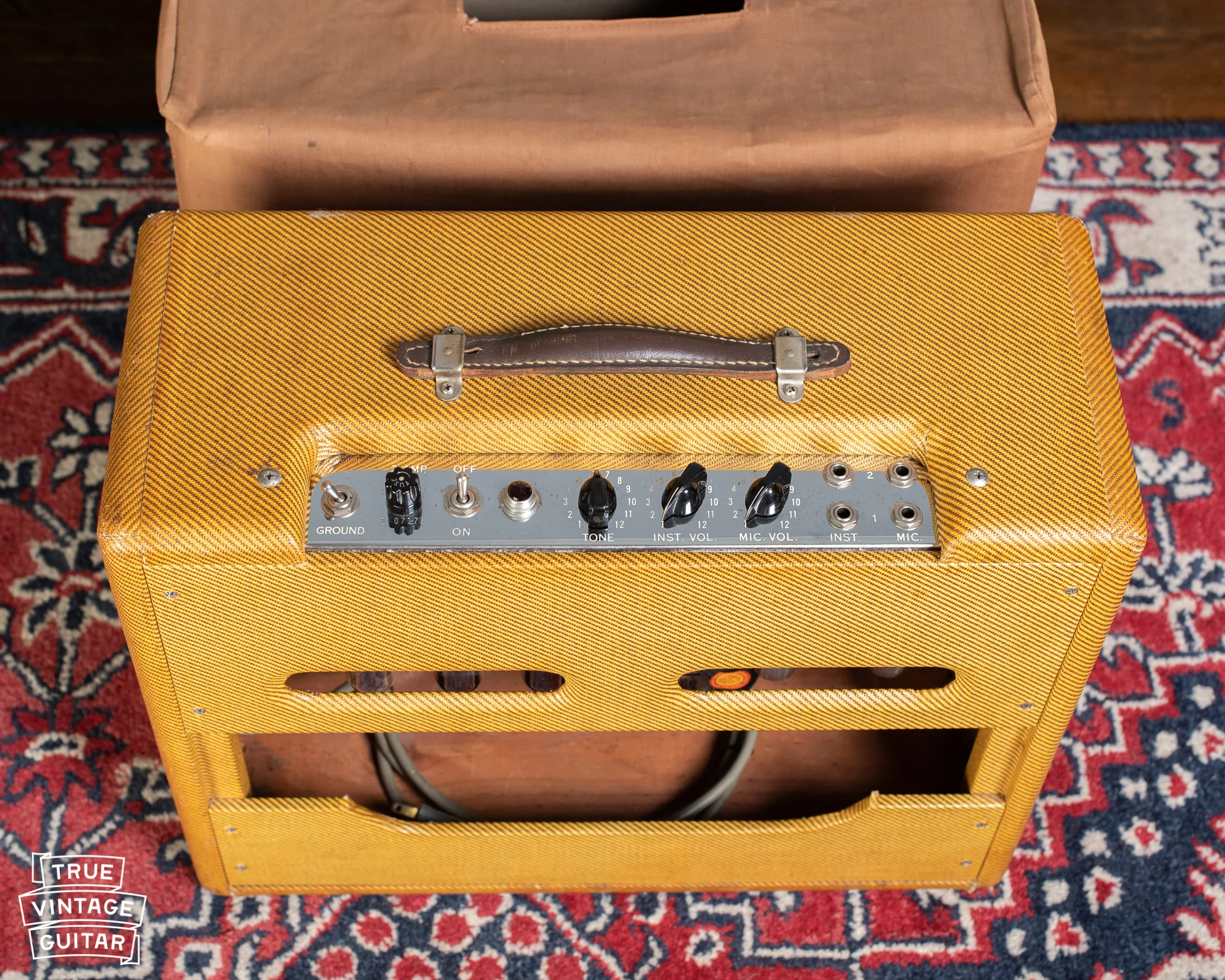 1959 Fender Deluxe Amp Tweed - Image 5