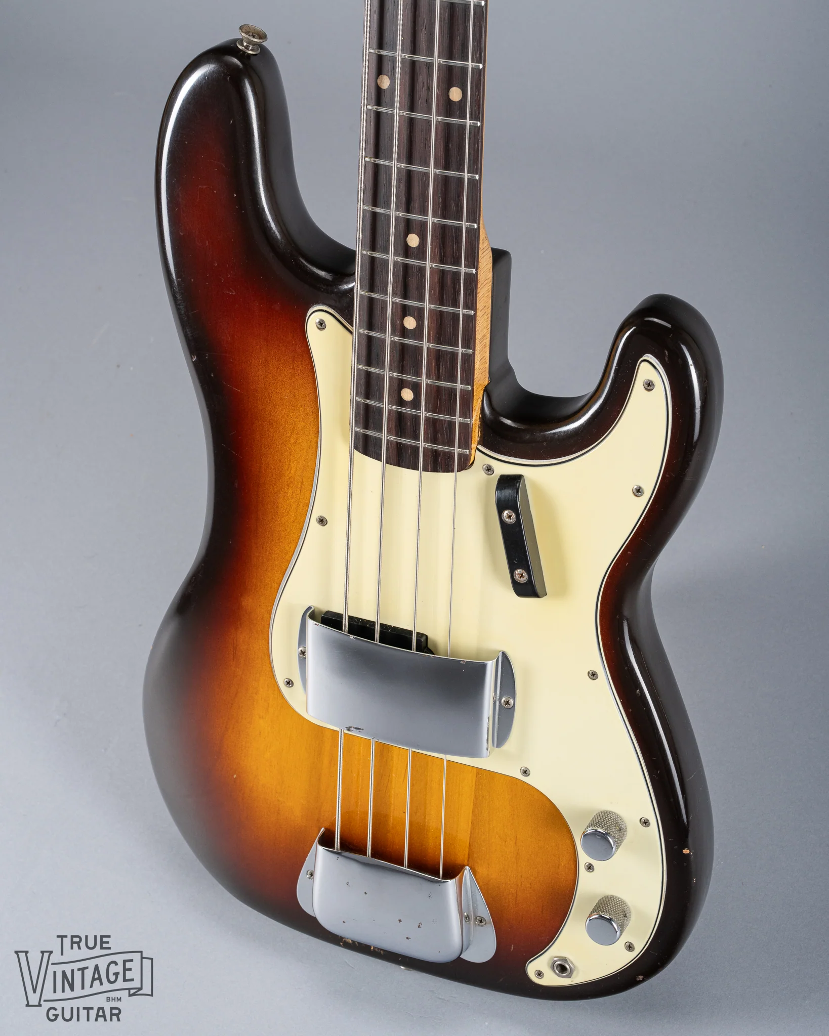 1959 Fender Precision Bass Sunburst Factory Mint Green Pickguard - Image 5