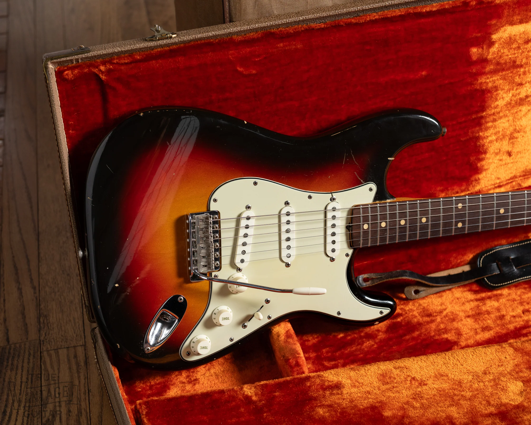 1961 Fender Stratocaster Sunburst - Image 16