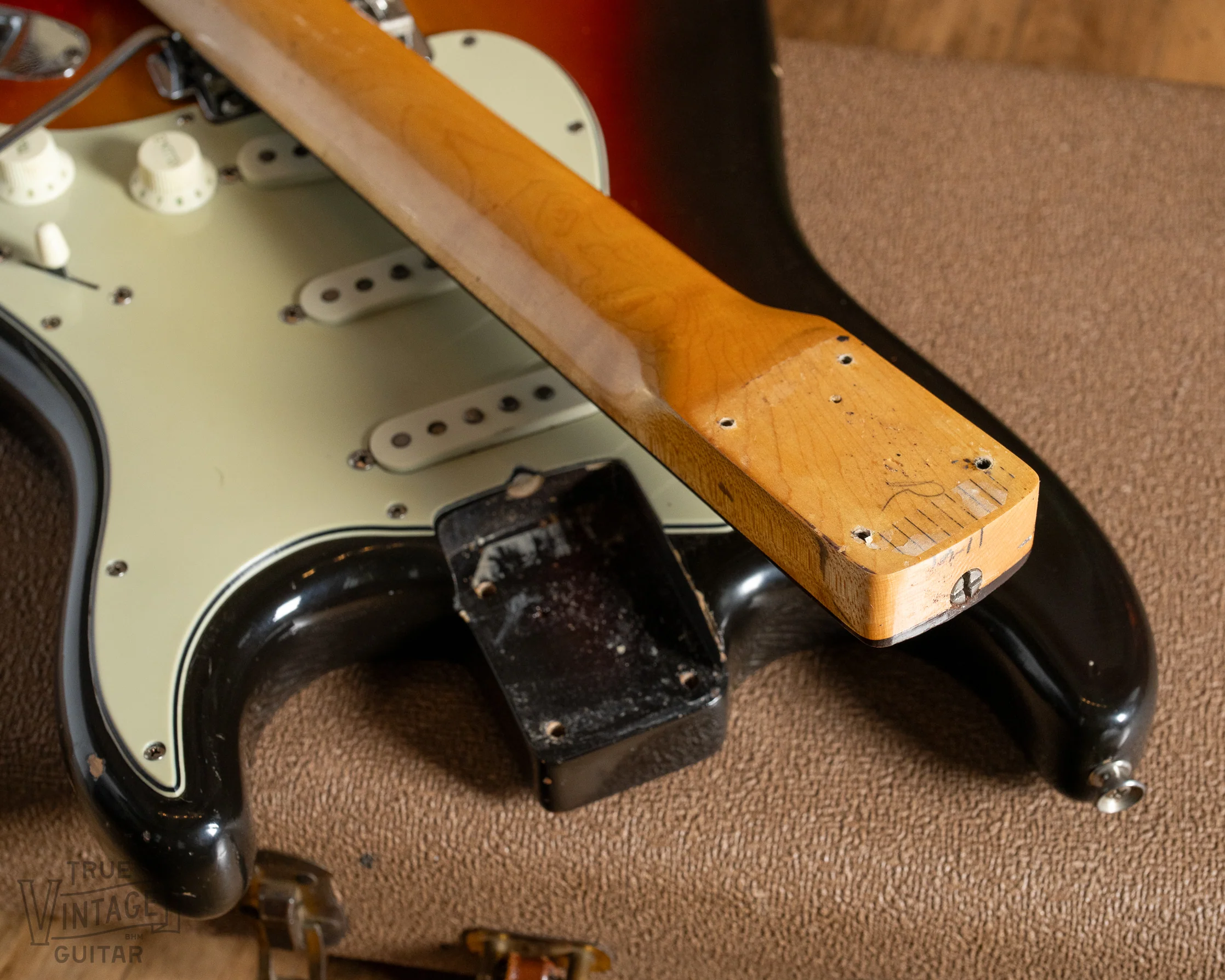 1961 Fender Stratocaster Sunburst - Image 19