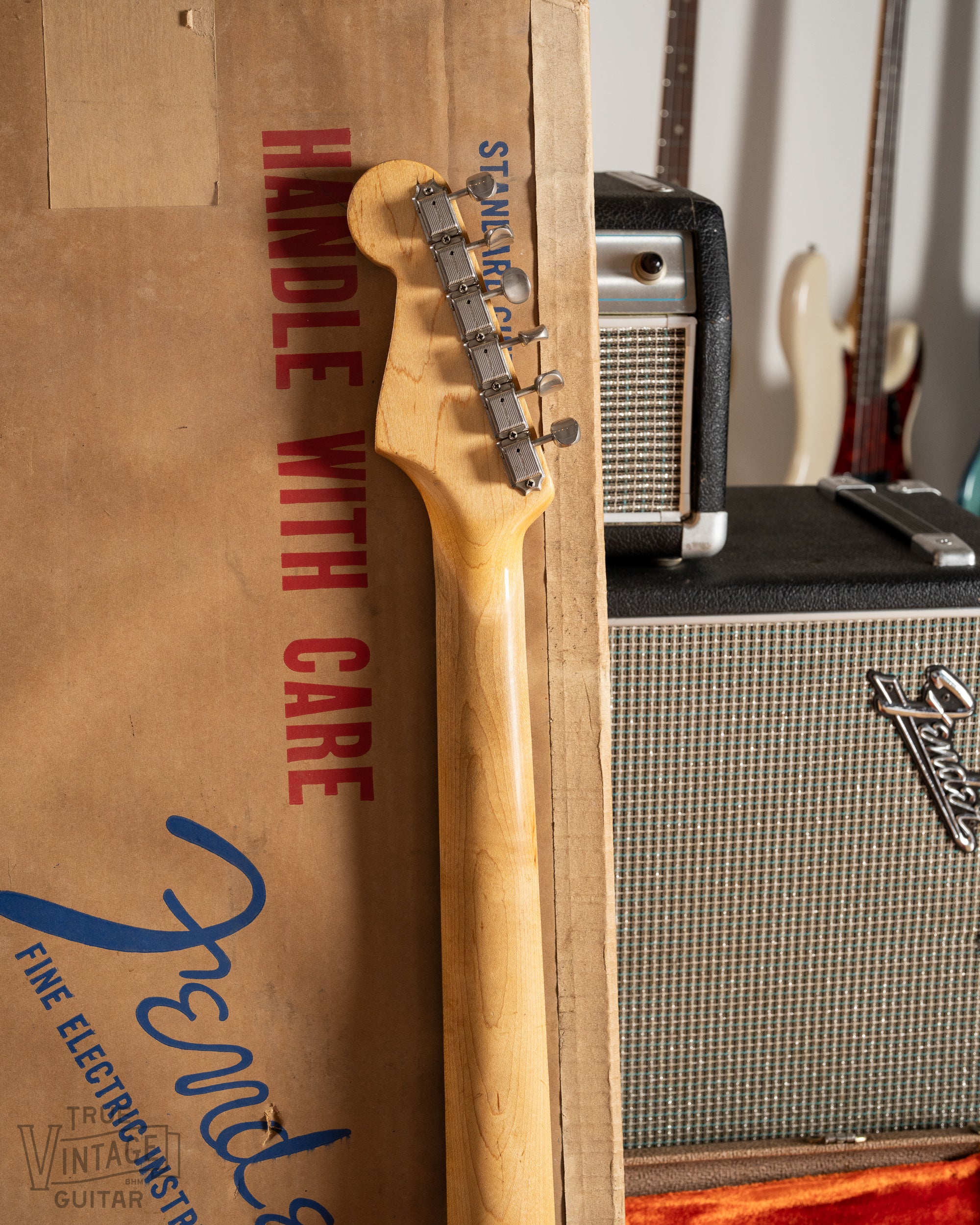 1962 Fender Stratocaster Fiesta Red with Box - Image 10