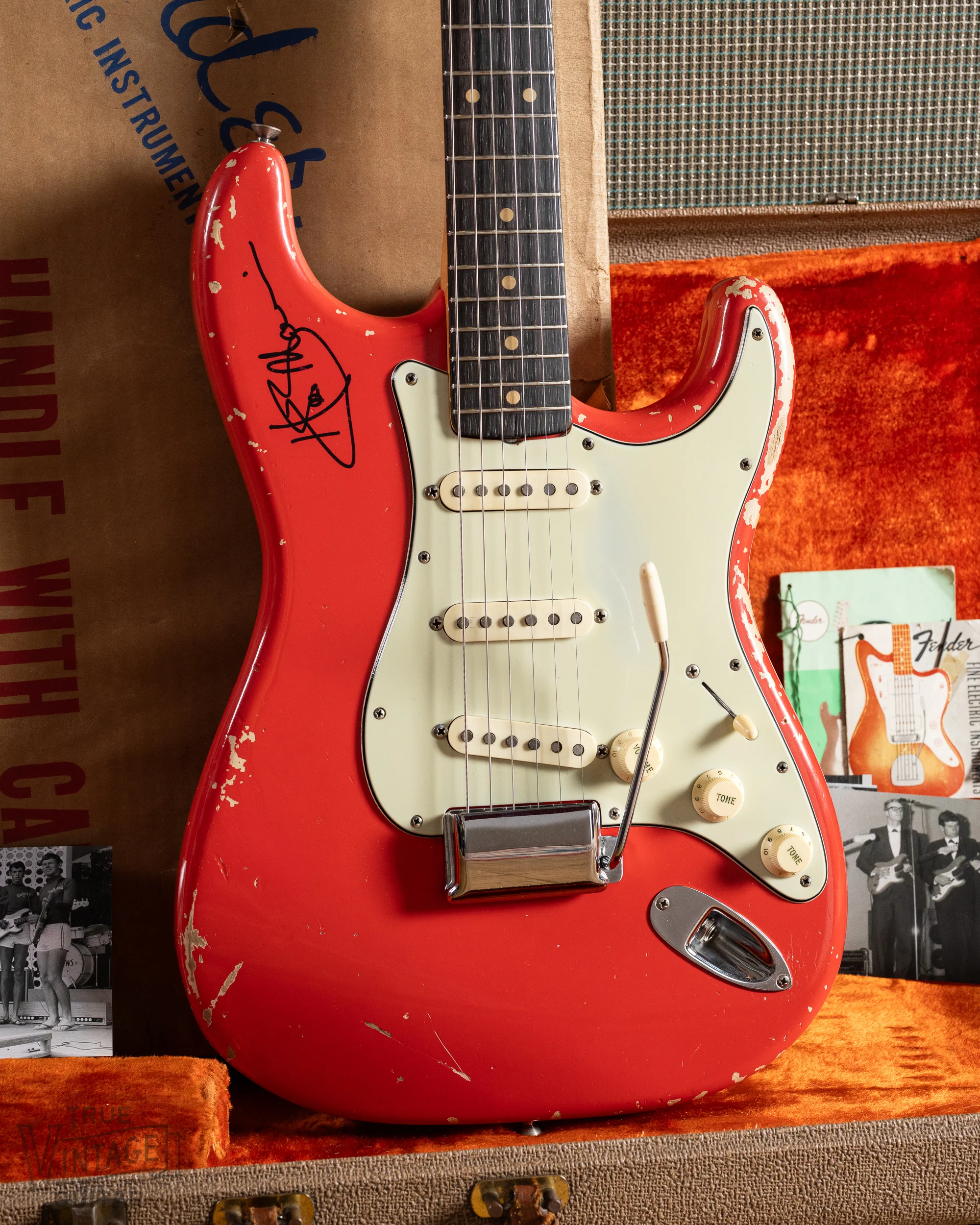 1962 Fender Stratocaster Fiesta Red with Box - Image 4