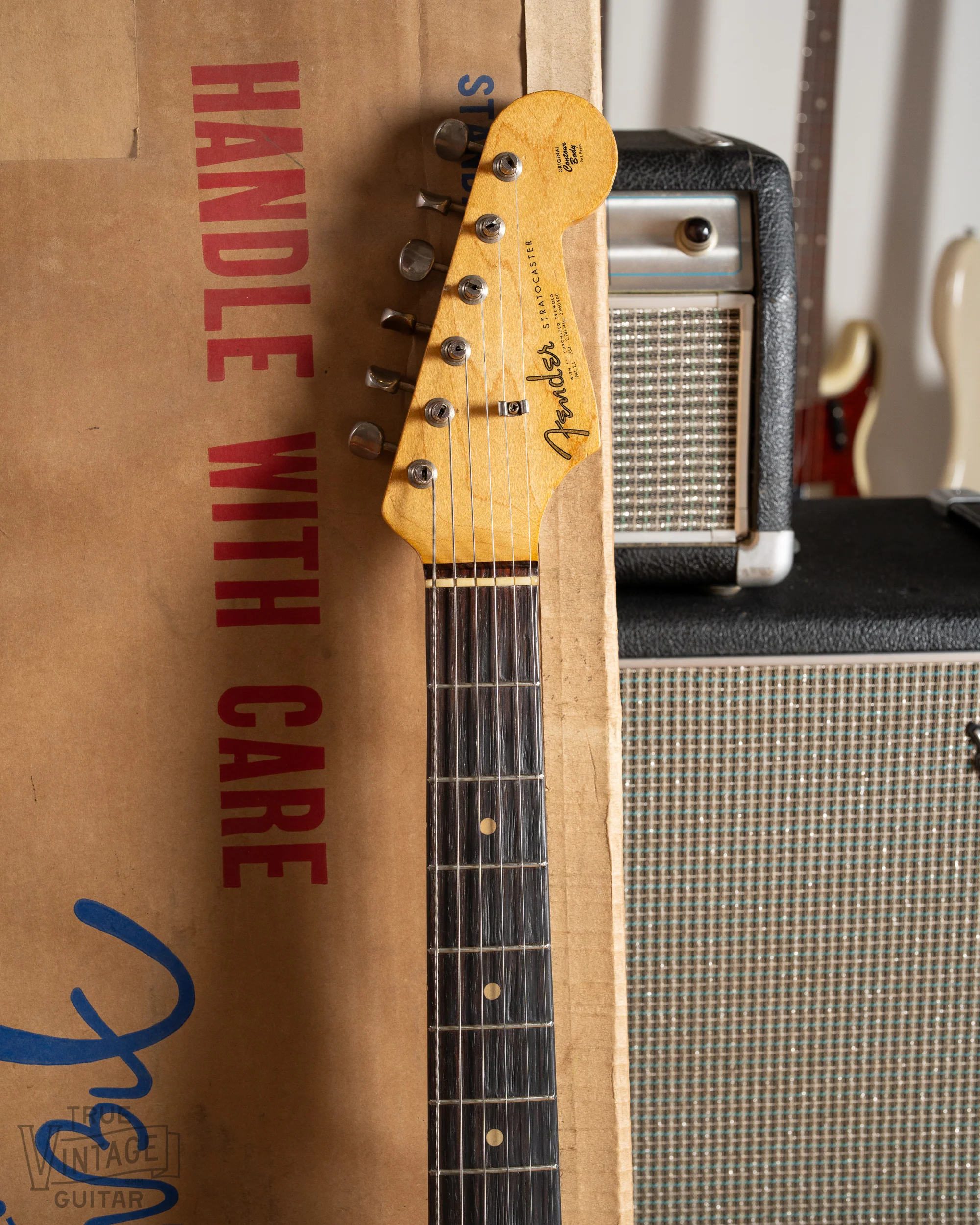1962 Fender Stratocaster Fiesta Red with Box - Image 6