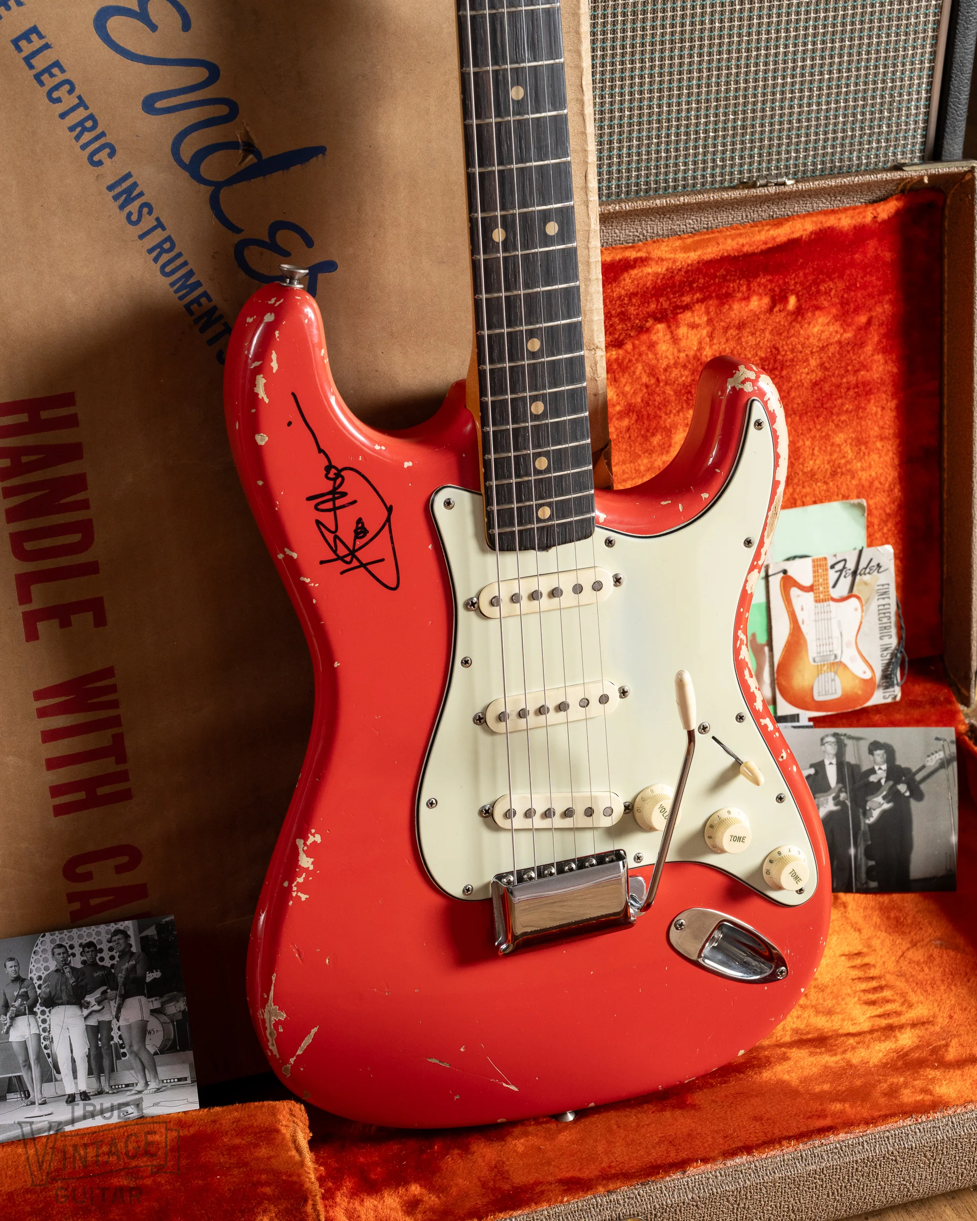 1962 Fender Stratocaster Fiesta Red with Box - Image 7