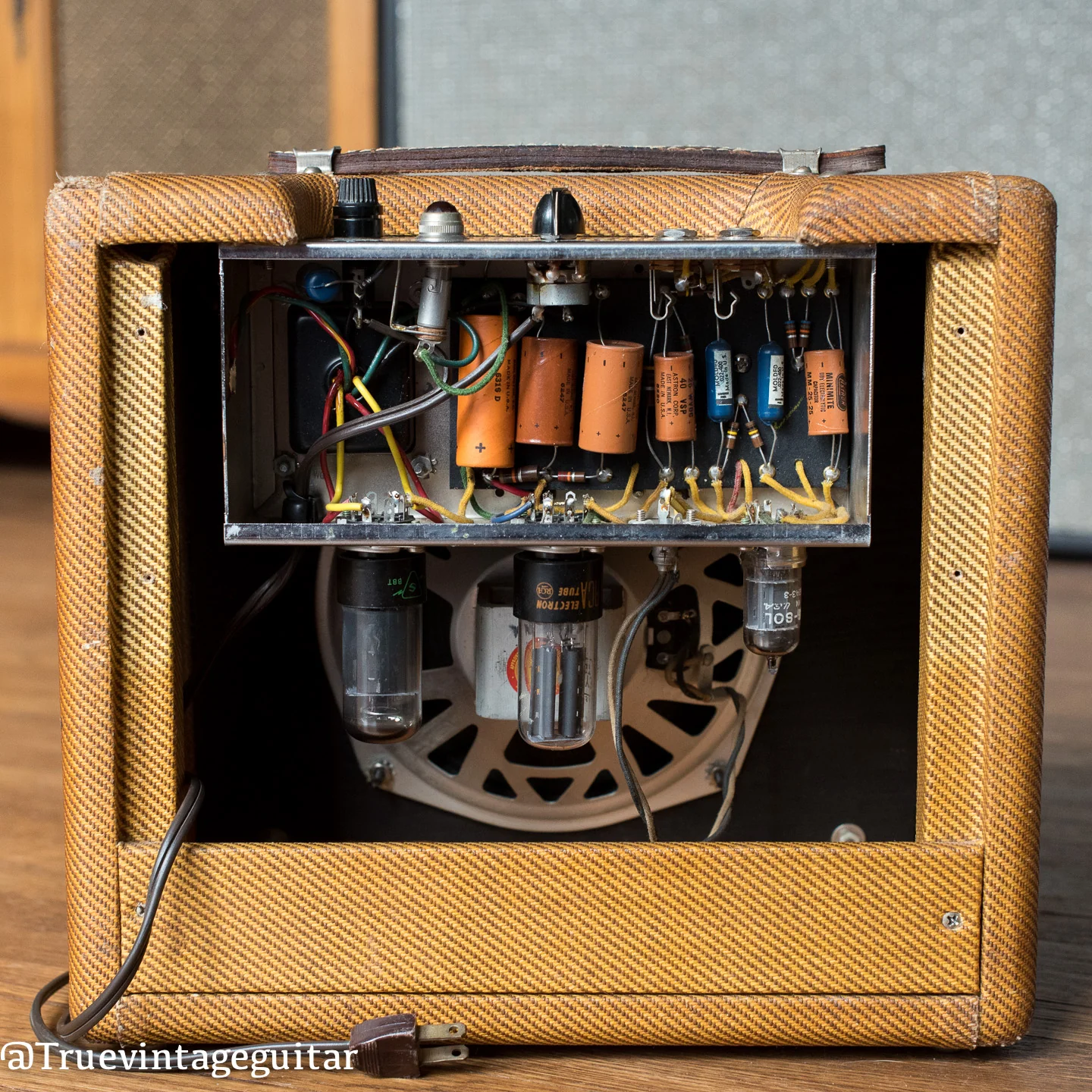 1963 Fender Champ - Image 11