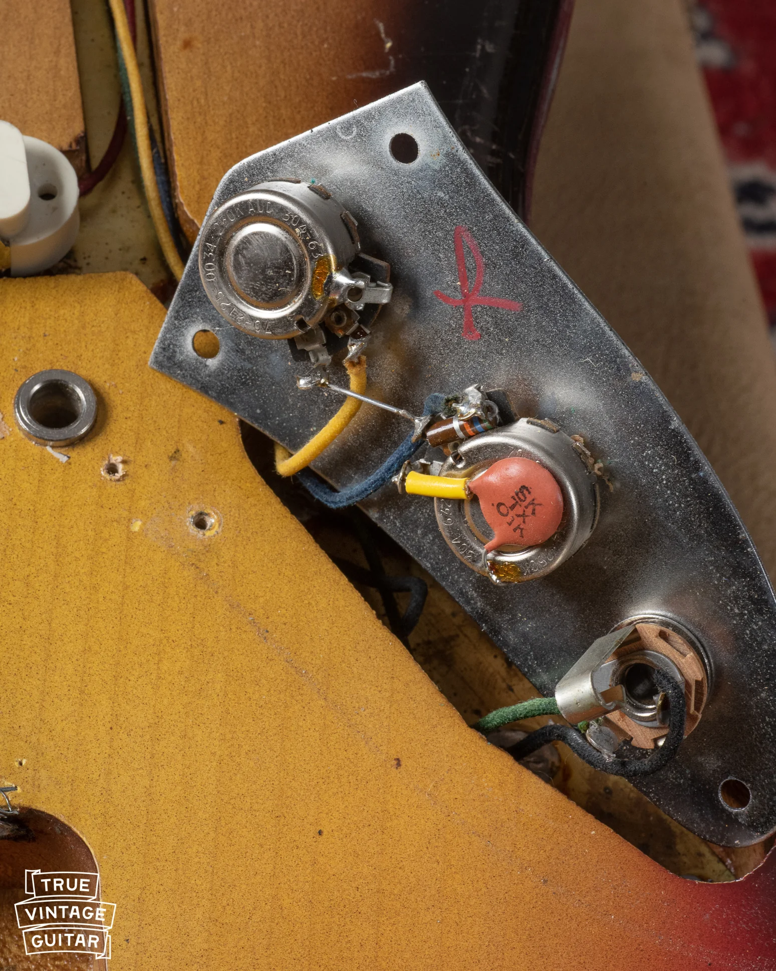 1963 Fender Jaguar Sunburst - Image 15