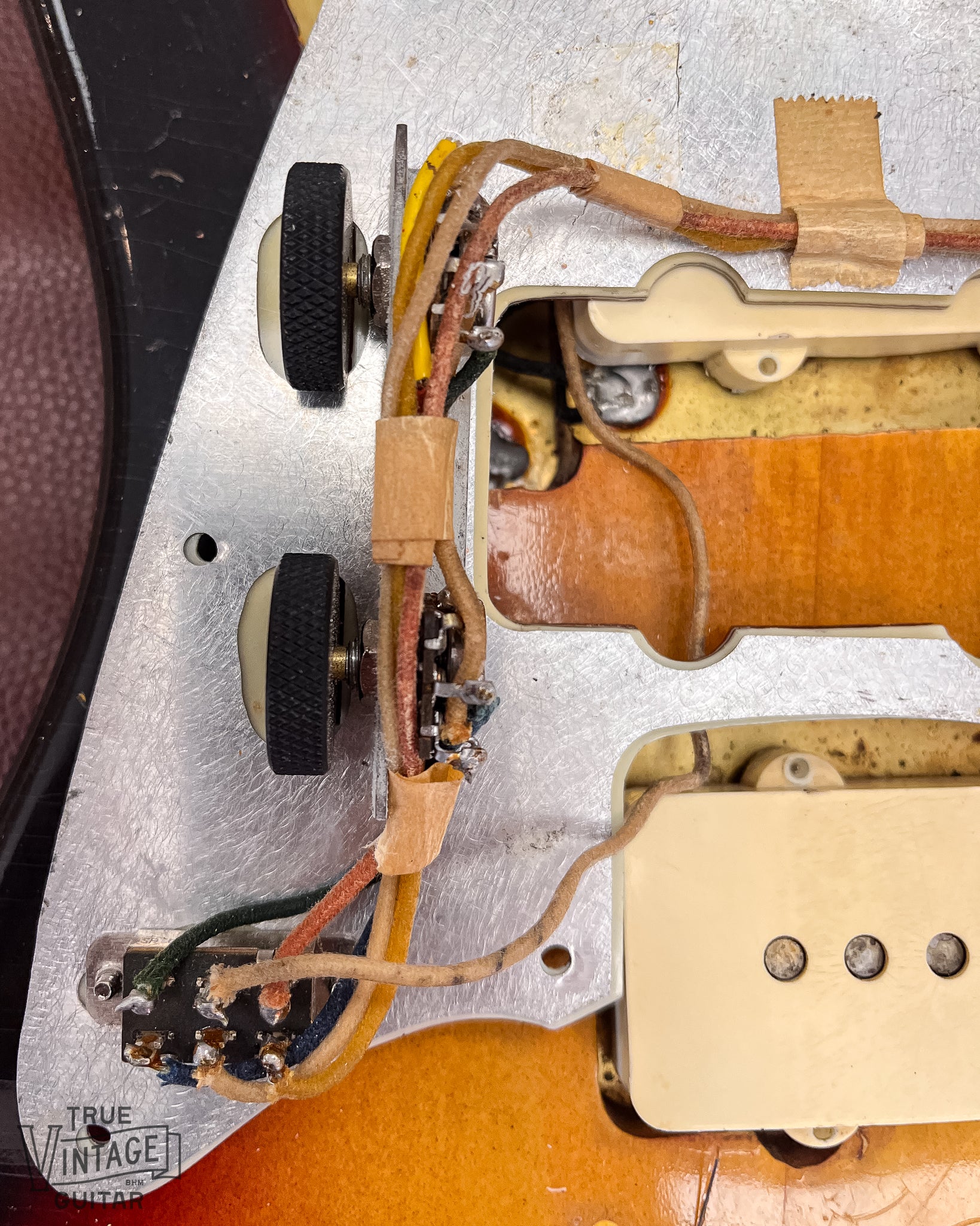 1963 Fender Jazzmaster Sunburst - Image 15