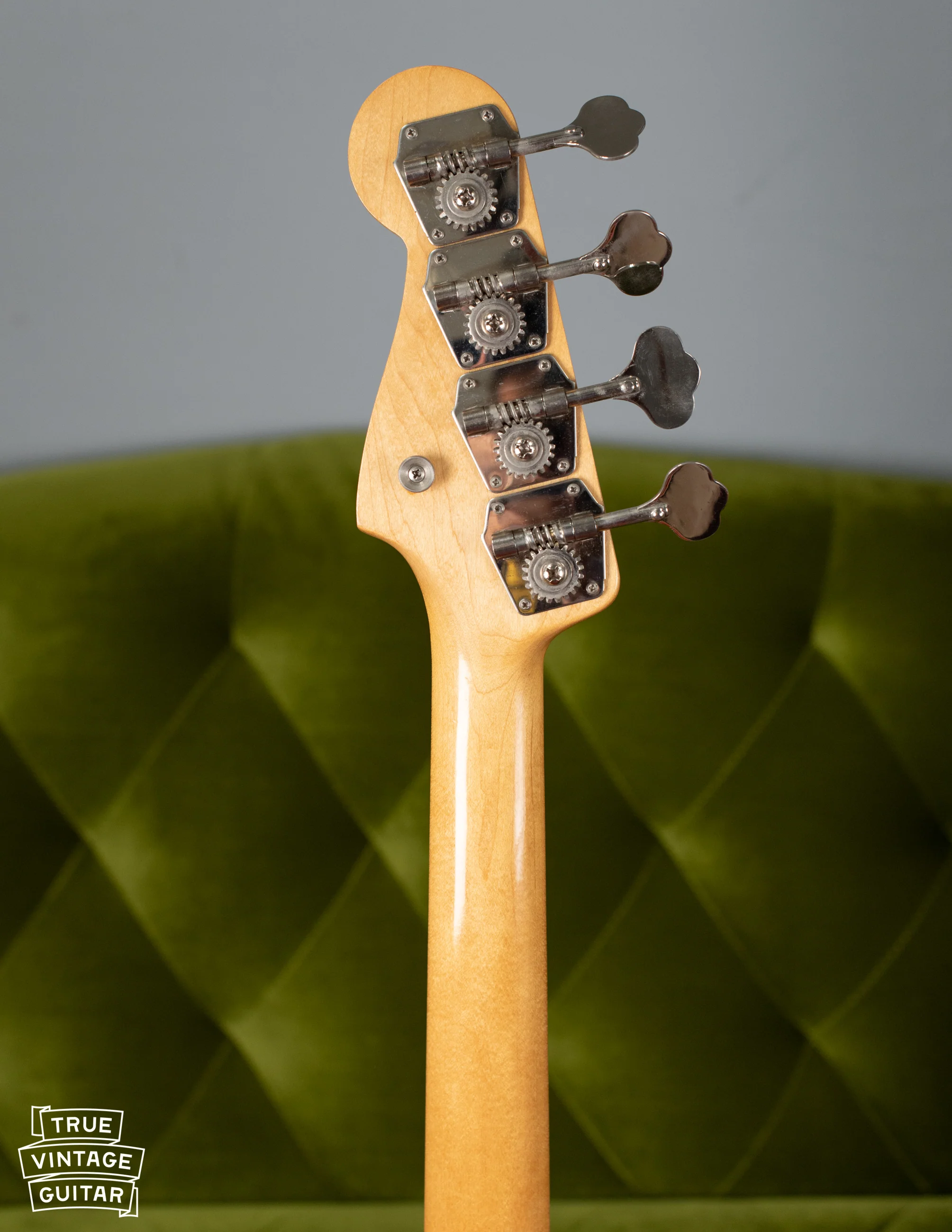 1963 Fender Precision Bass Sunburst - Image 6