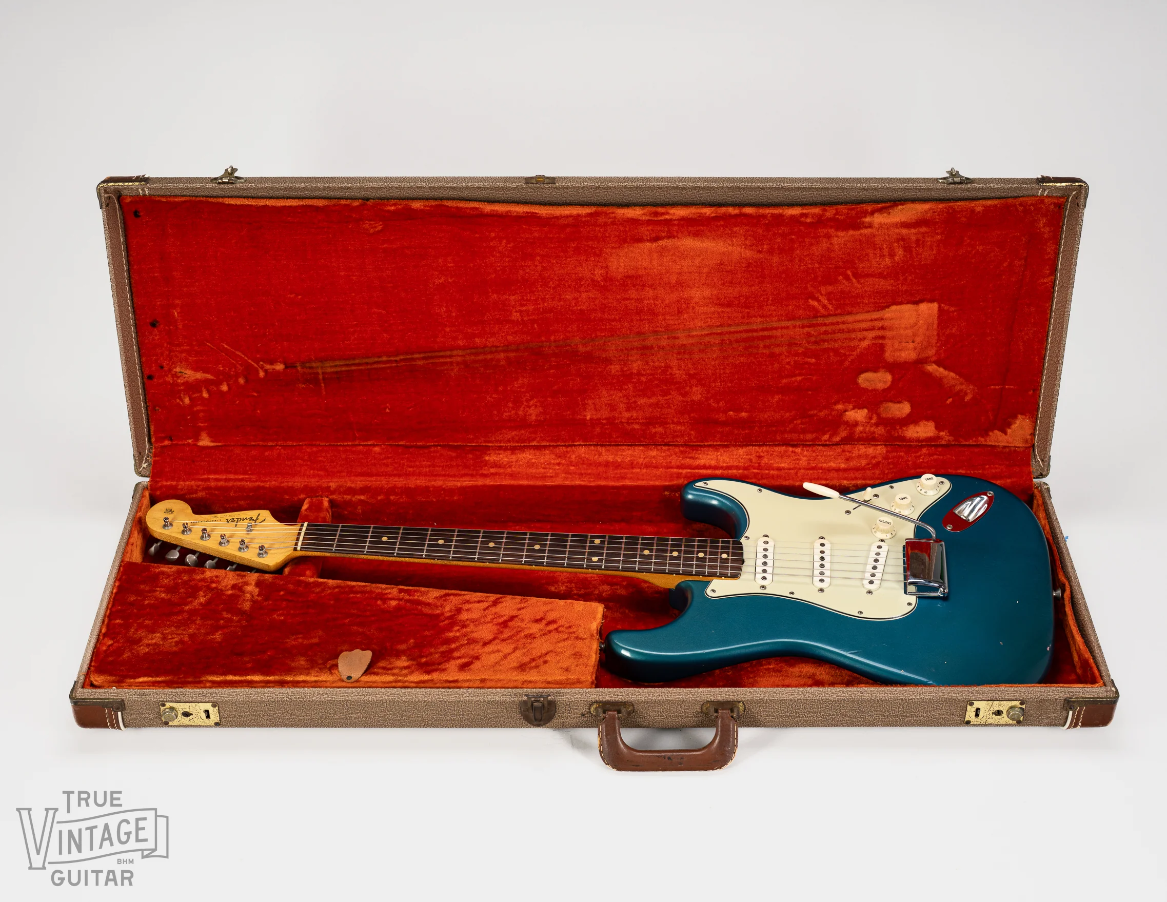 1963 Fender Stratocaster Lake Placid Blue Metallic - Image 5