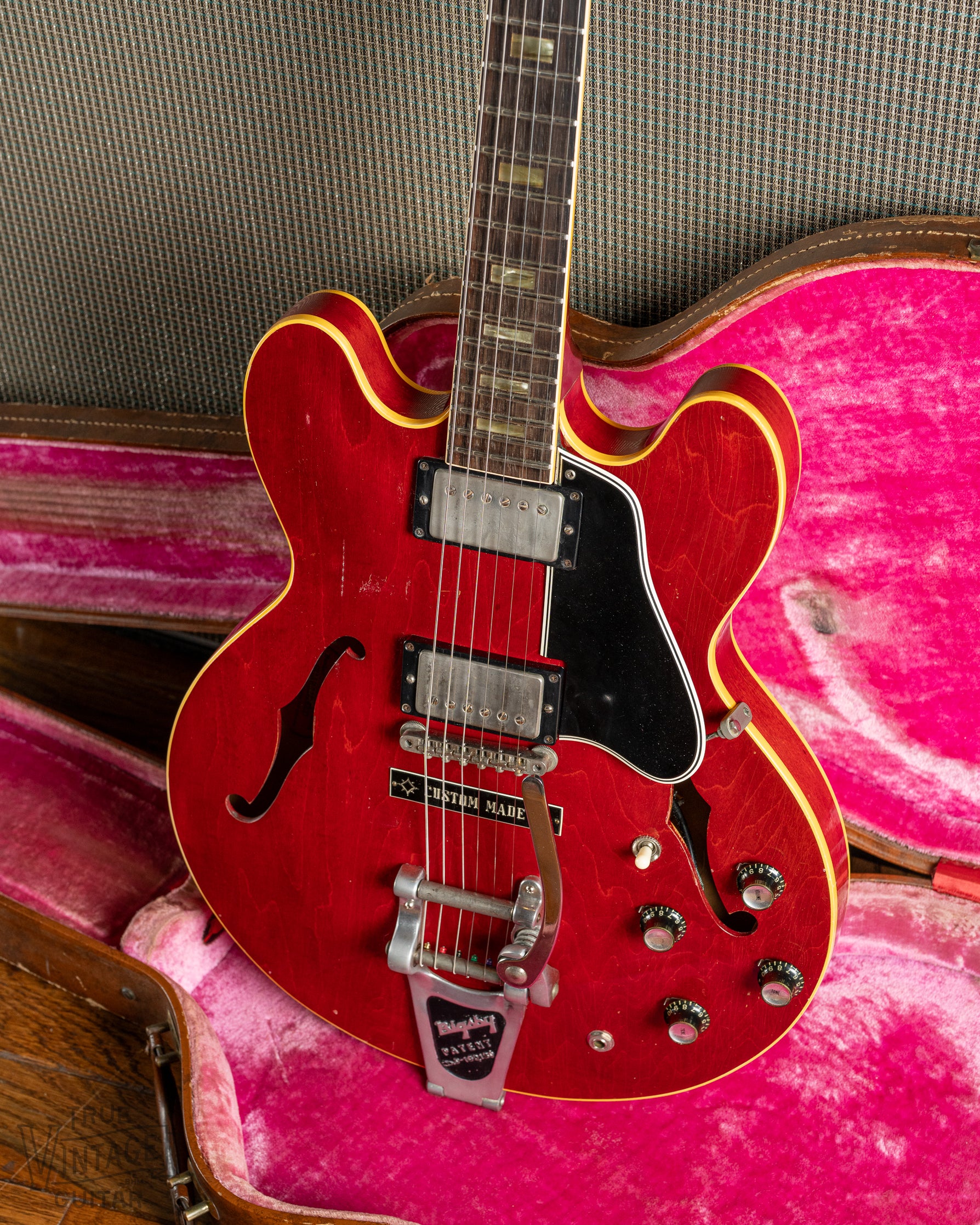 1963 Gibson ES-335 TDC Cherry Bigsby - Image 9