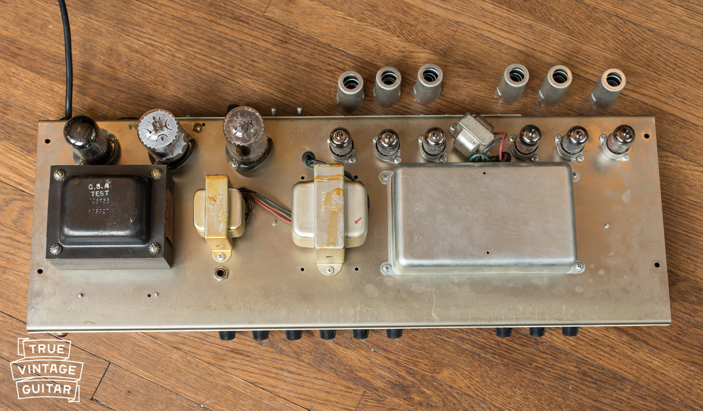 1964 Fender Vibroverb vintage guitar amplifier - Image 13
