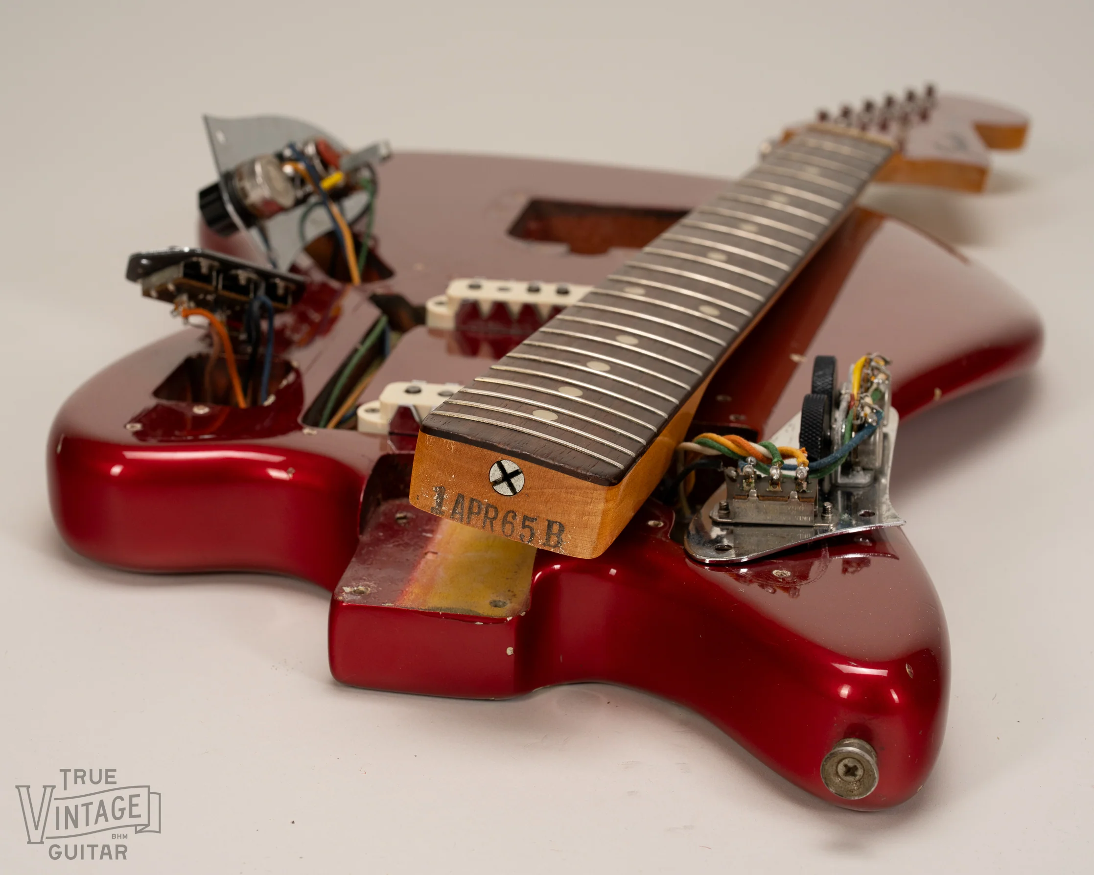 1965 Fender Jaguar Candy Apple Red Metallic - Image 19