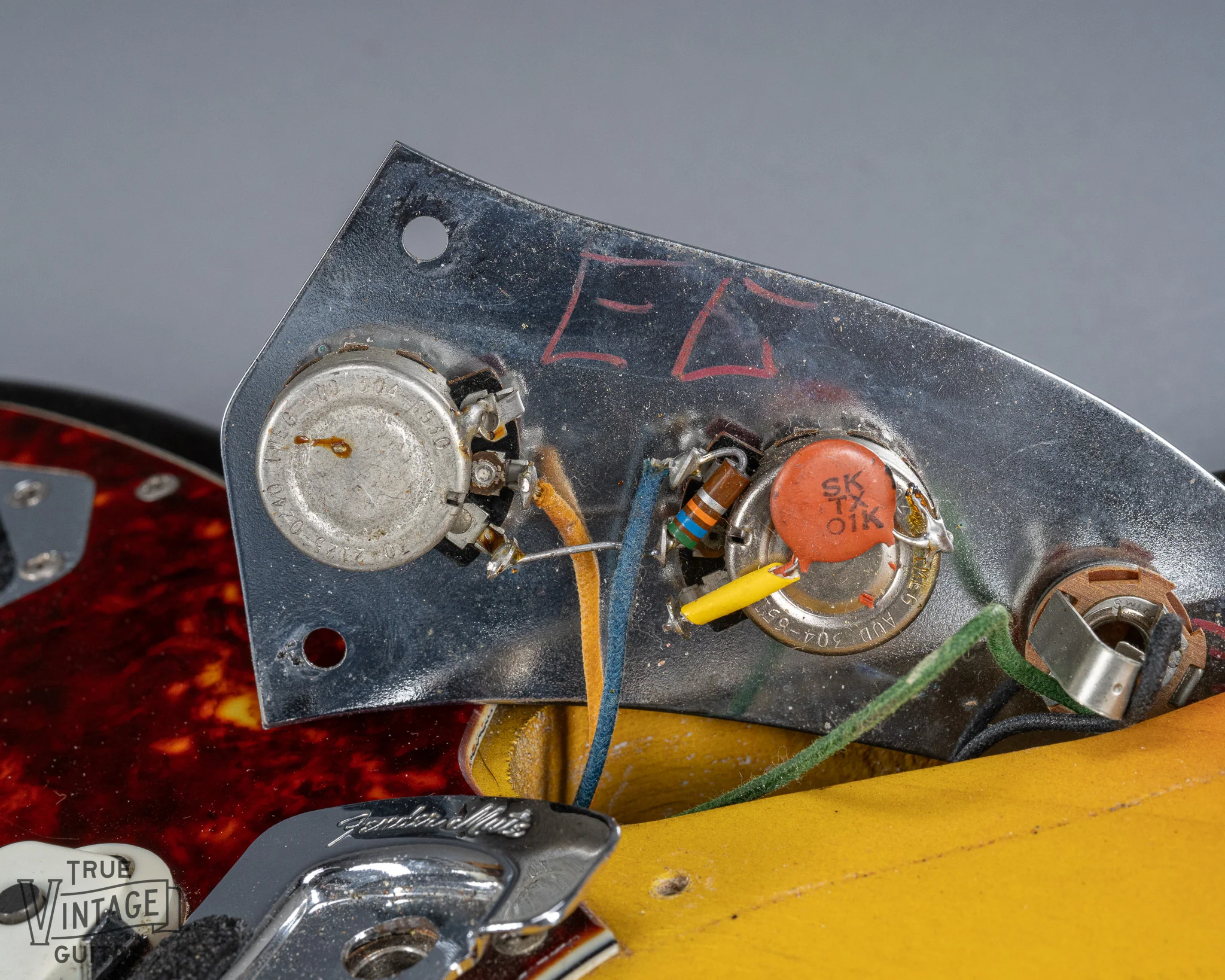 1965 Fender Jaguar Sunburst - Image 20