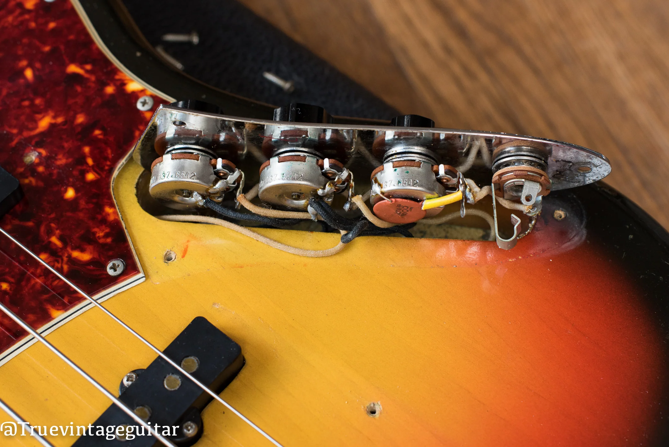 1965 Fender Jazz Bass - Image 19