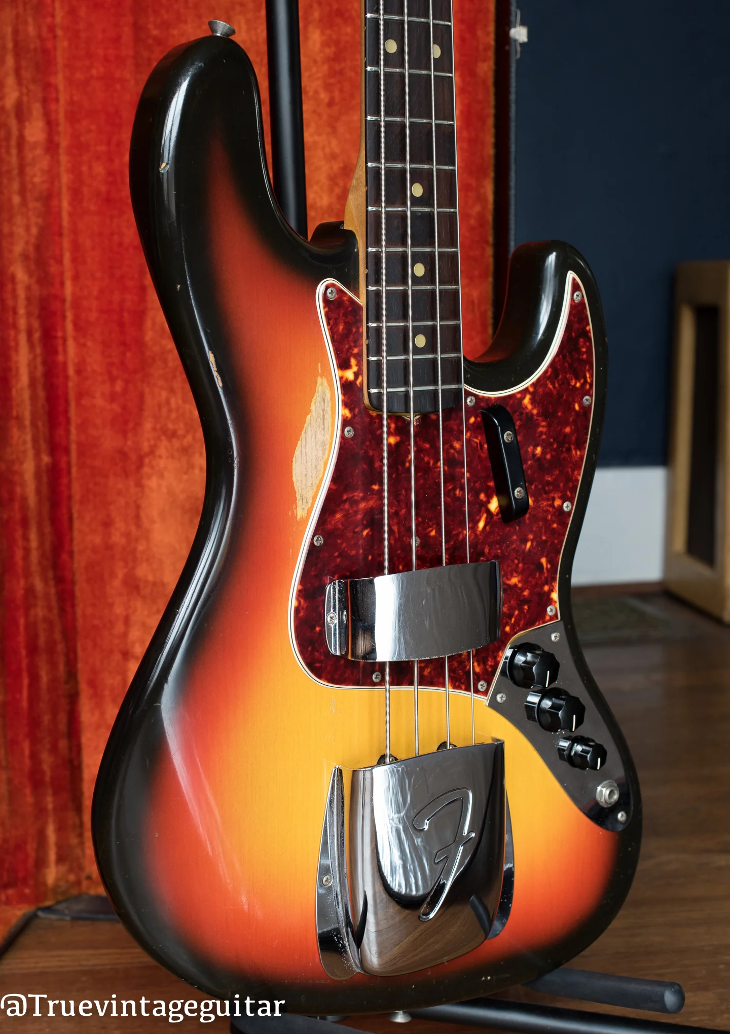 1965 Fender Jazz Bass - Image 2