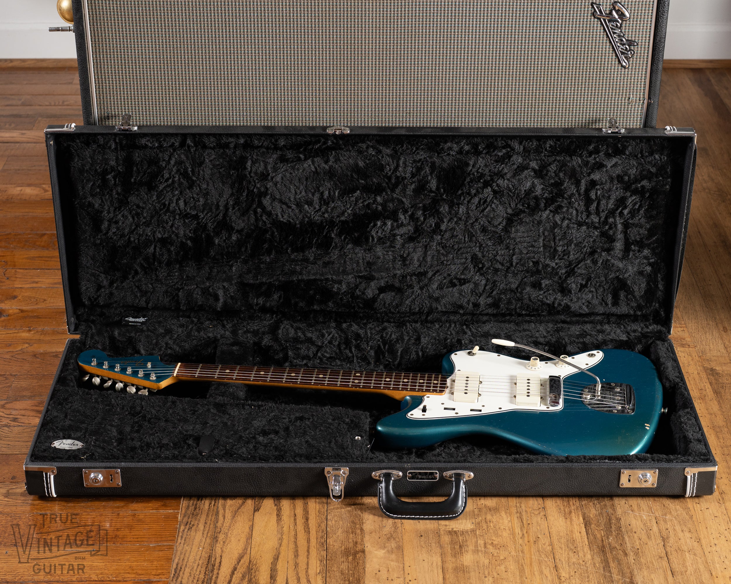 1965 Fender Jazzmaster Lake Placid Blue Metallic - Image 12