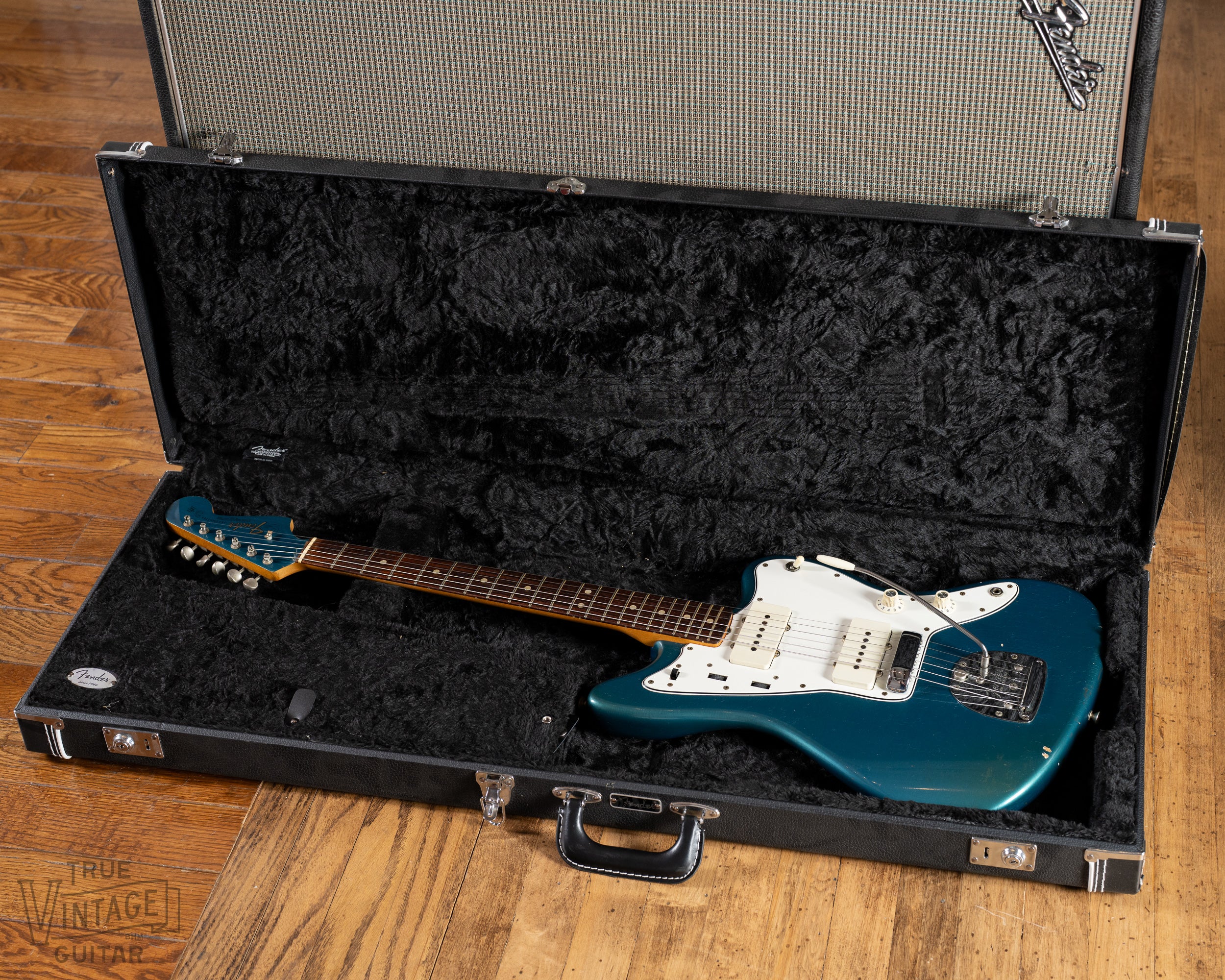 1965 Fender Jazzmaster Lake Placid Blue Metallic - Image 15
