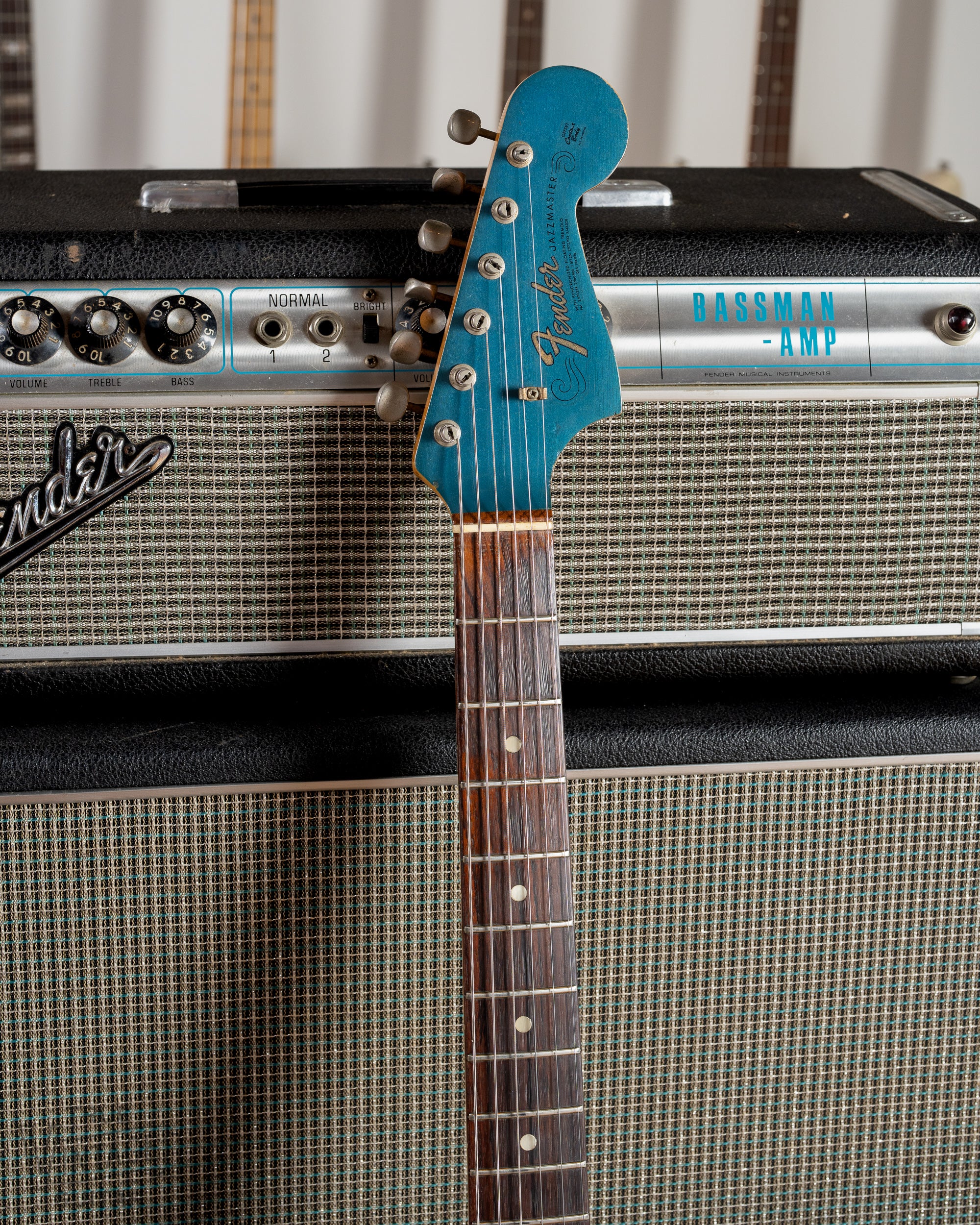 1965 Fender Jazzmaster Lake Placid Blue Metallic - Image 5