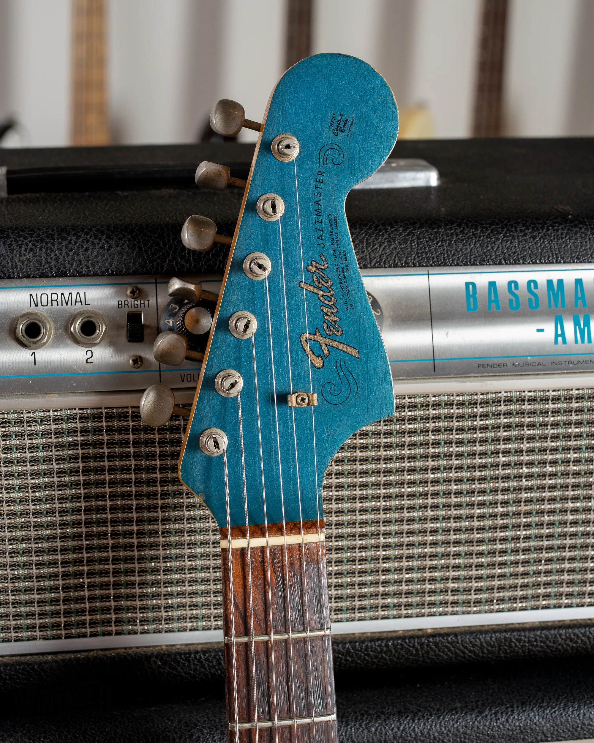1965 Fender Jazzmaster Lake Placid Blue Metallic - Image 6