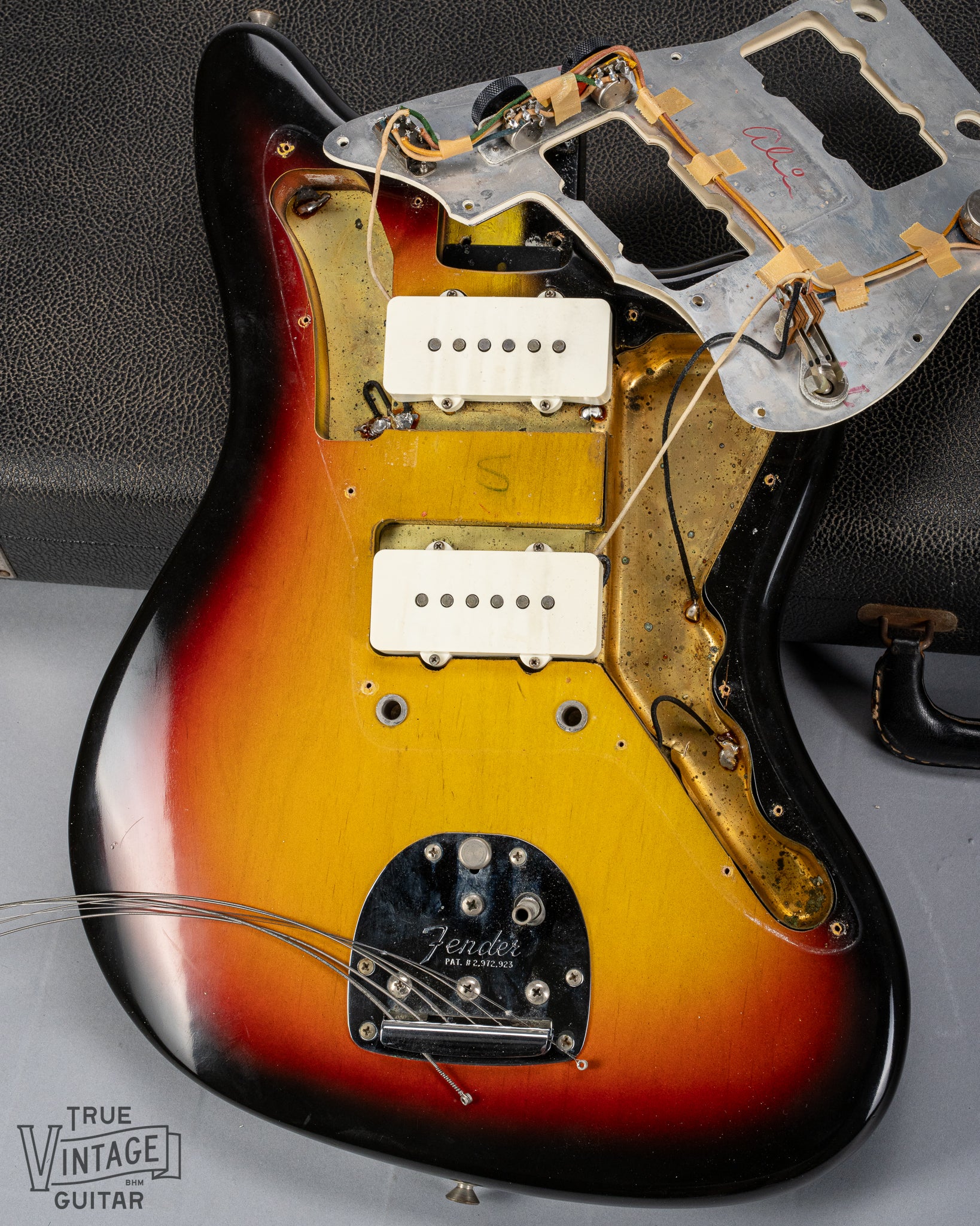 1965 Fender Jazzmaster Sunburst - Image 15