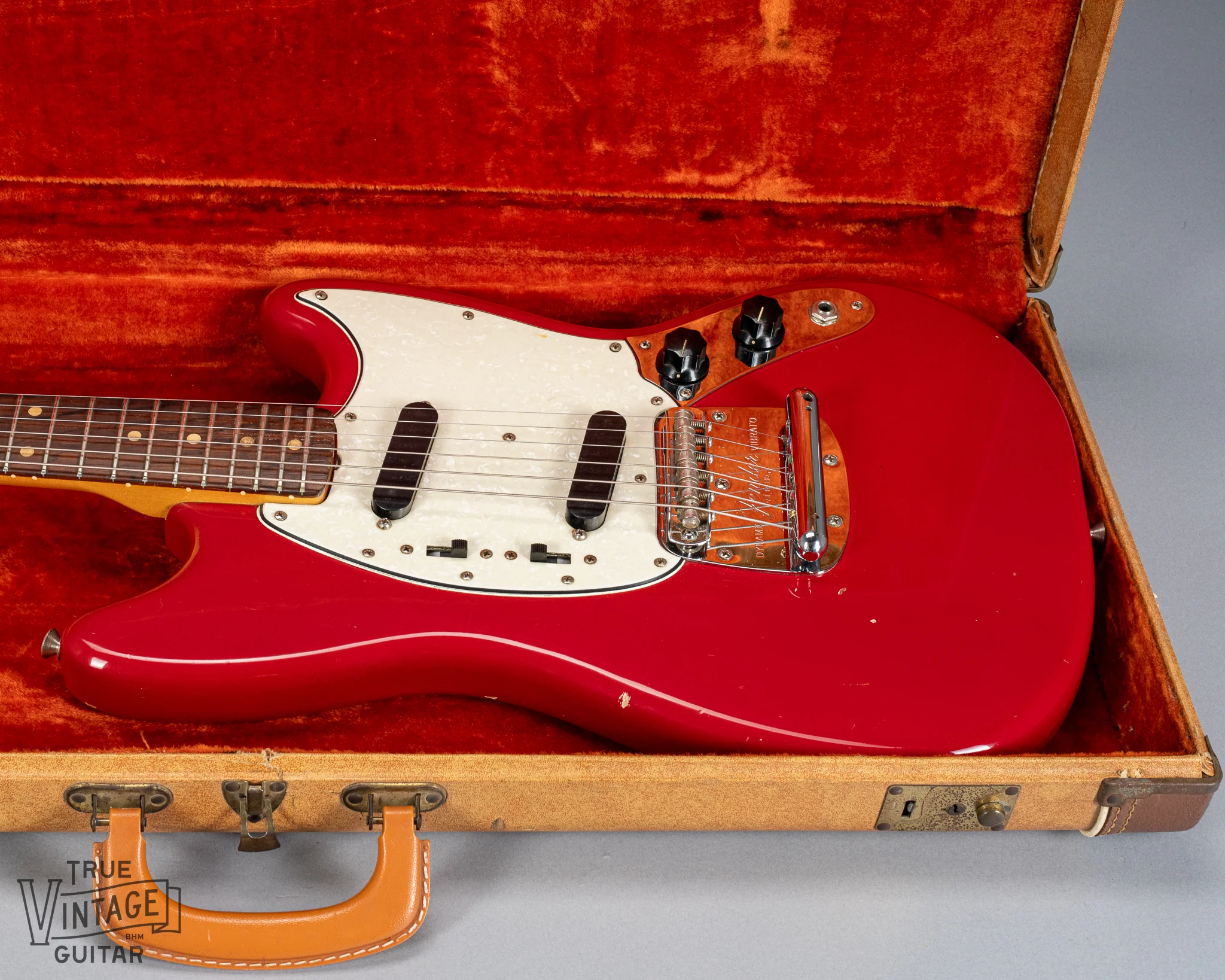 1965 Fender Mustang Red - Image 11