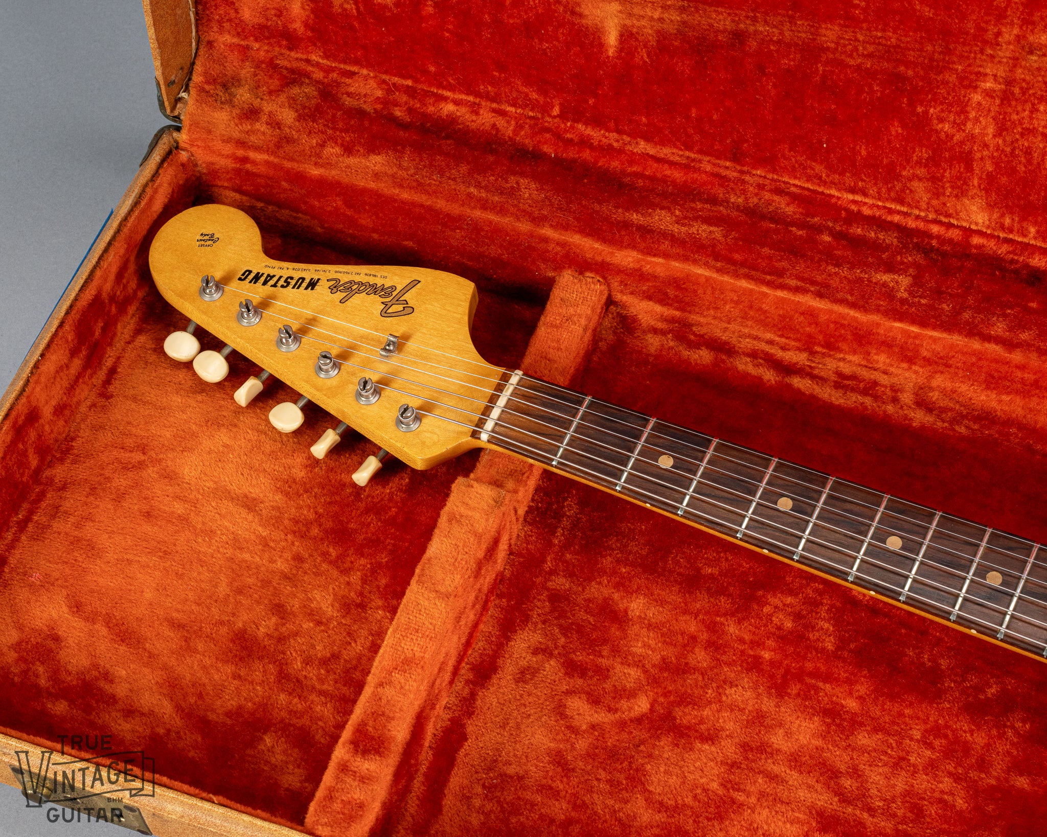 1965 Fender Mustang Red - Image 12