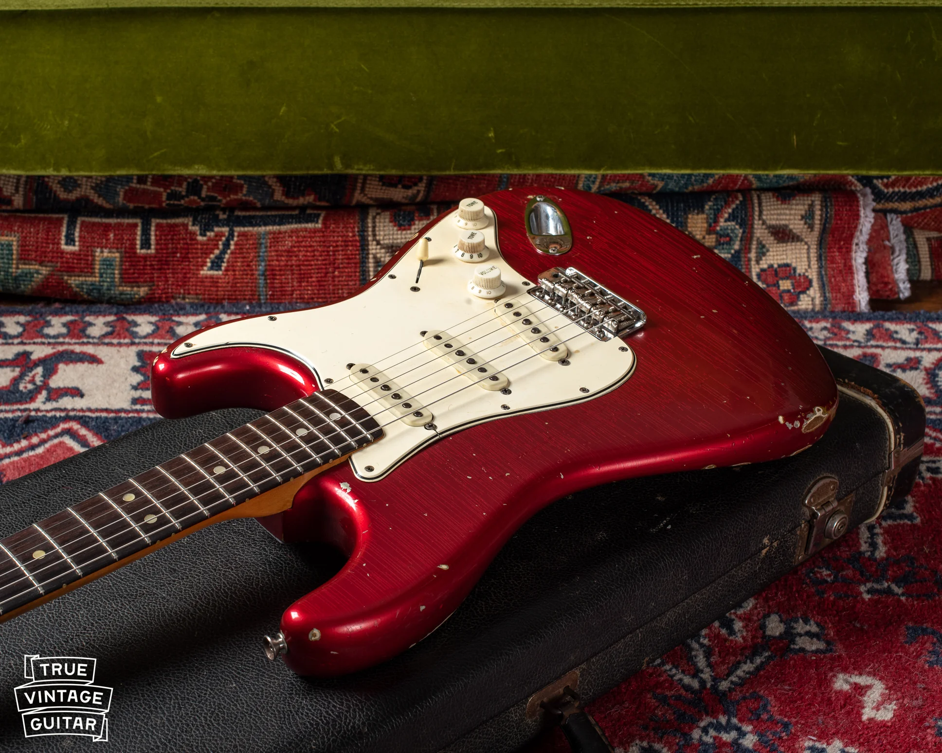 1965 Fender Stratocaster Candy Apple Red - Image 7