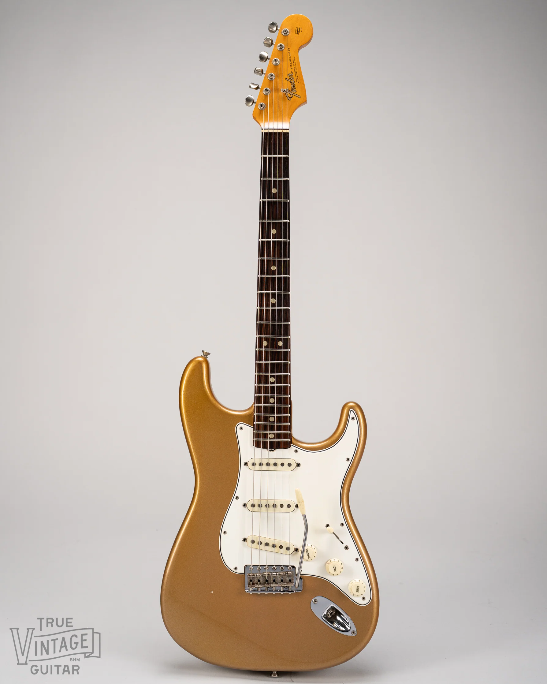 1965 Fender Stratocaster Firemist Gold - Image 2