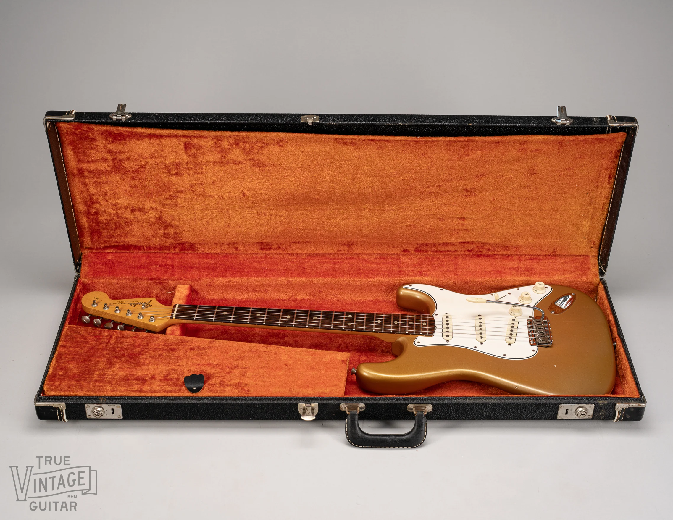 1965 Fender Stratocaster Firemist Gold - Image 4