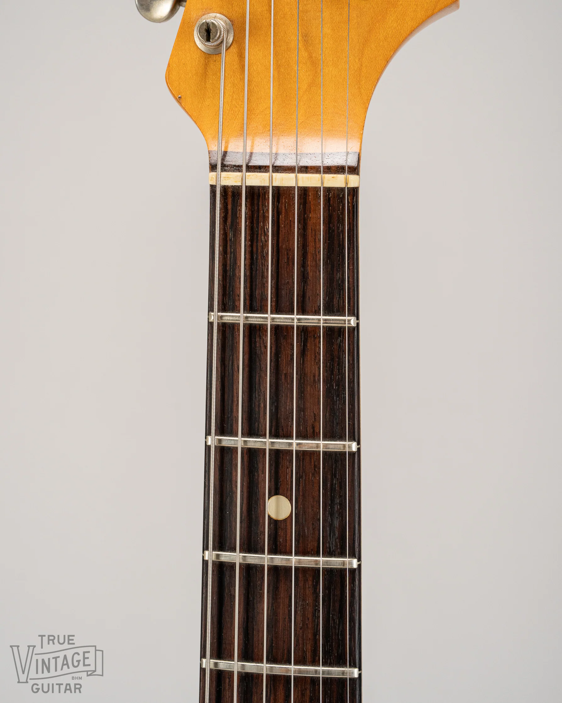 1965 Fender Stratocaster Firemist Gold - Image 8